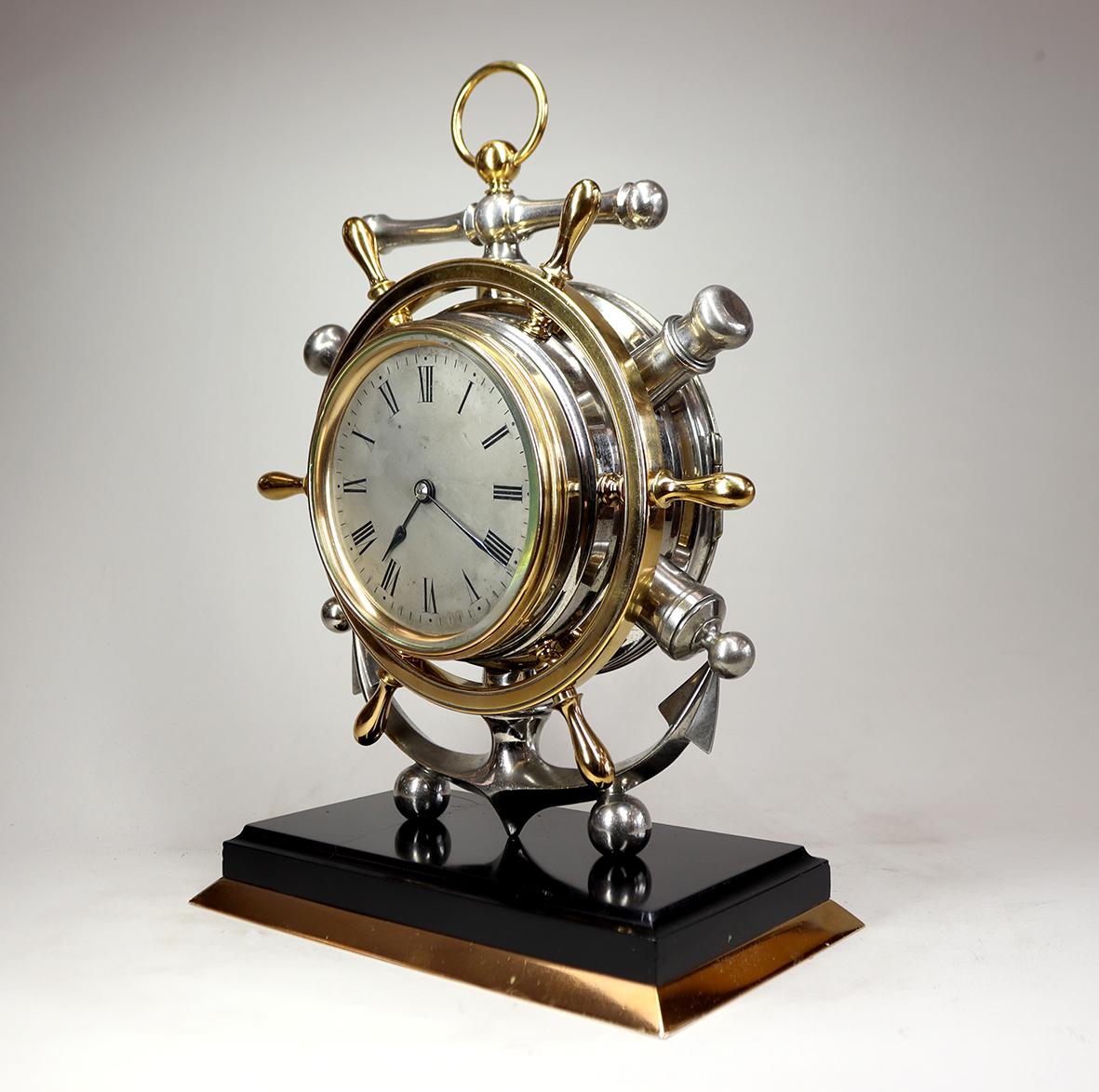 Industriel Pièce d'horlogerie de bureau nautique de la série industrielle Guilmet. en vente