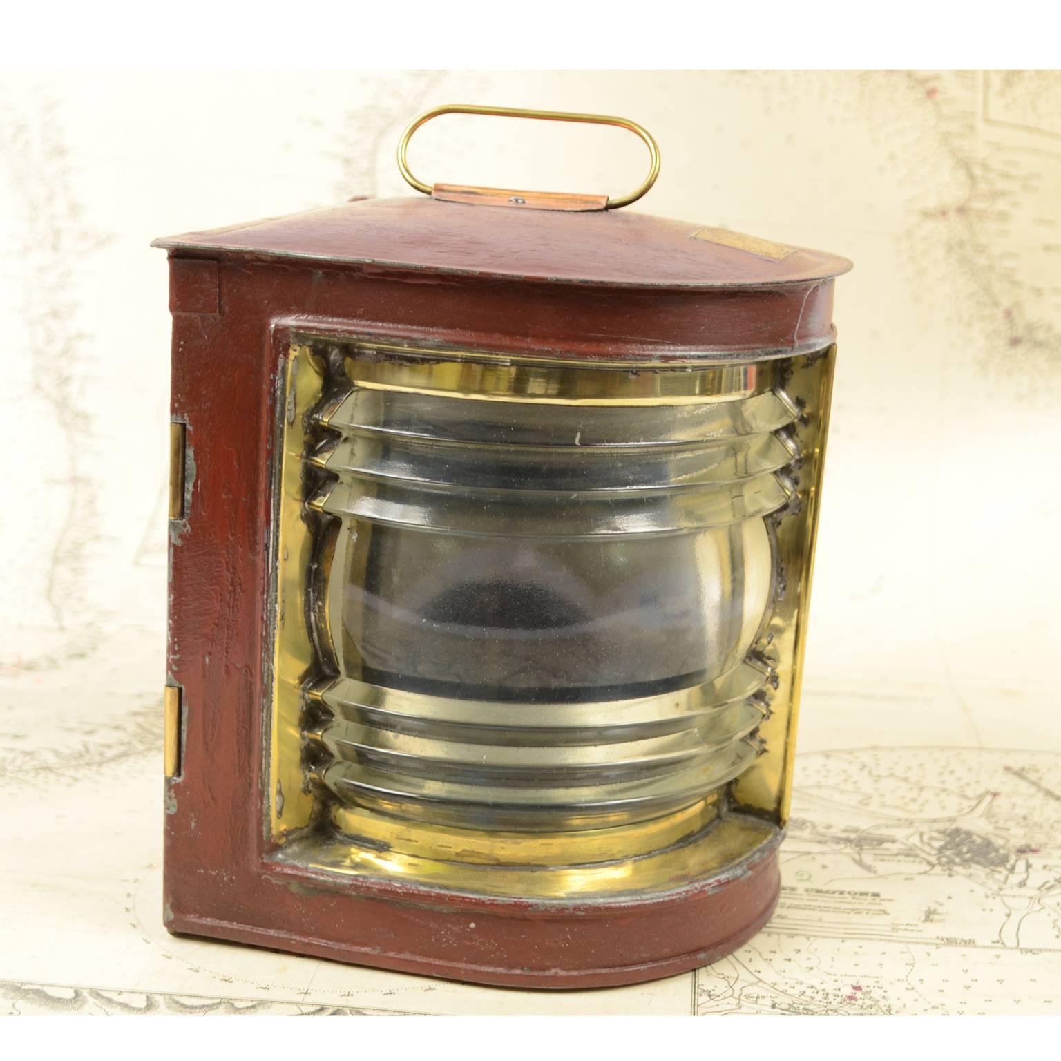 Nautical Lamp with Green and Red Light English Manufacture of the Early 1900 13
