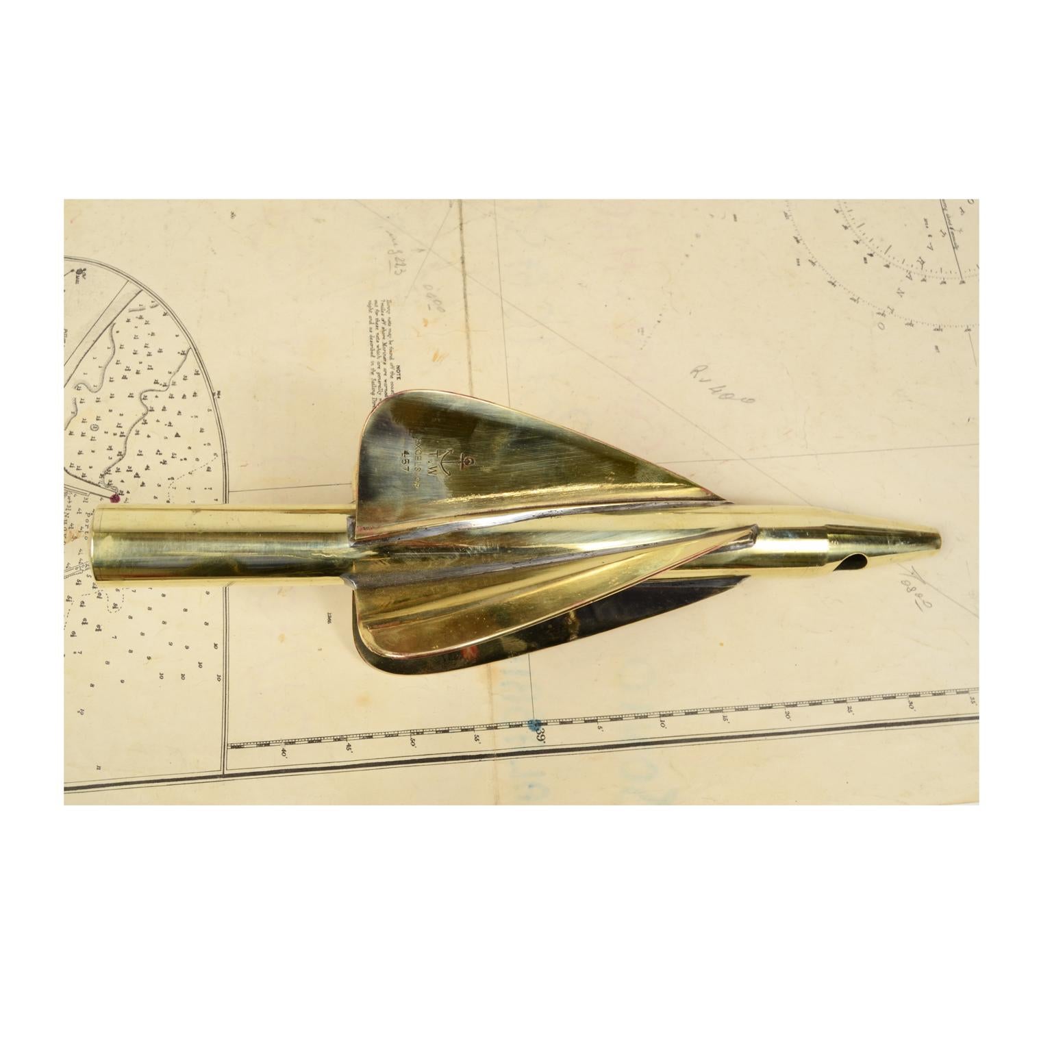 Bitácora náutica en su caja de madera para medir la velocidad de los barcos Caminante de principios del siglo XX en venta 8