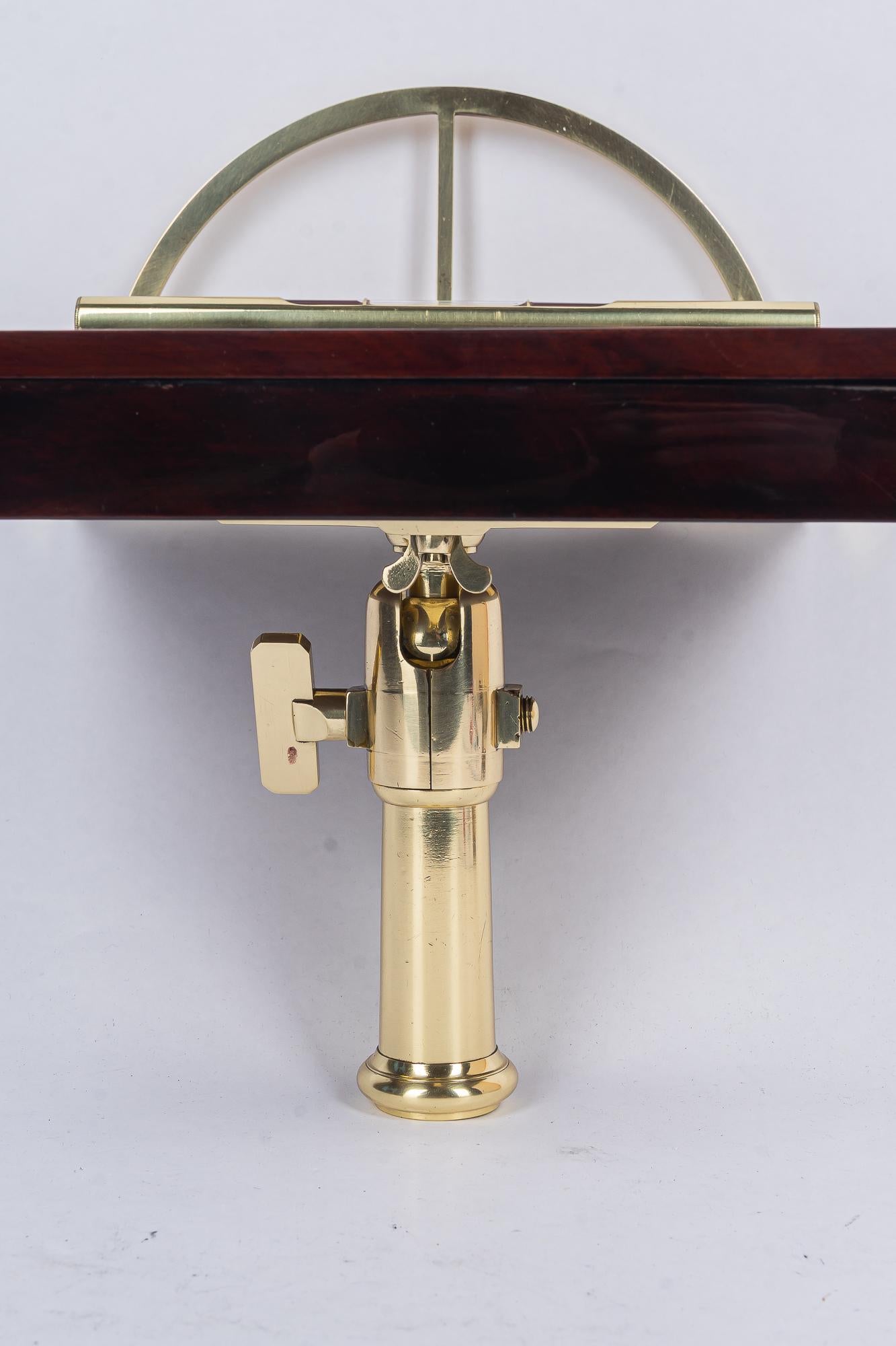 Nautical object with copper compas and level indicator around 1950s In Good Condition For Sale In Wien, AT