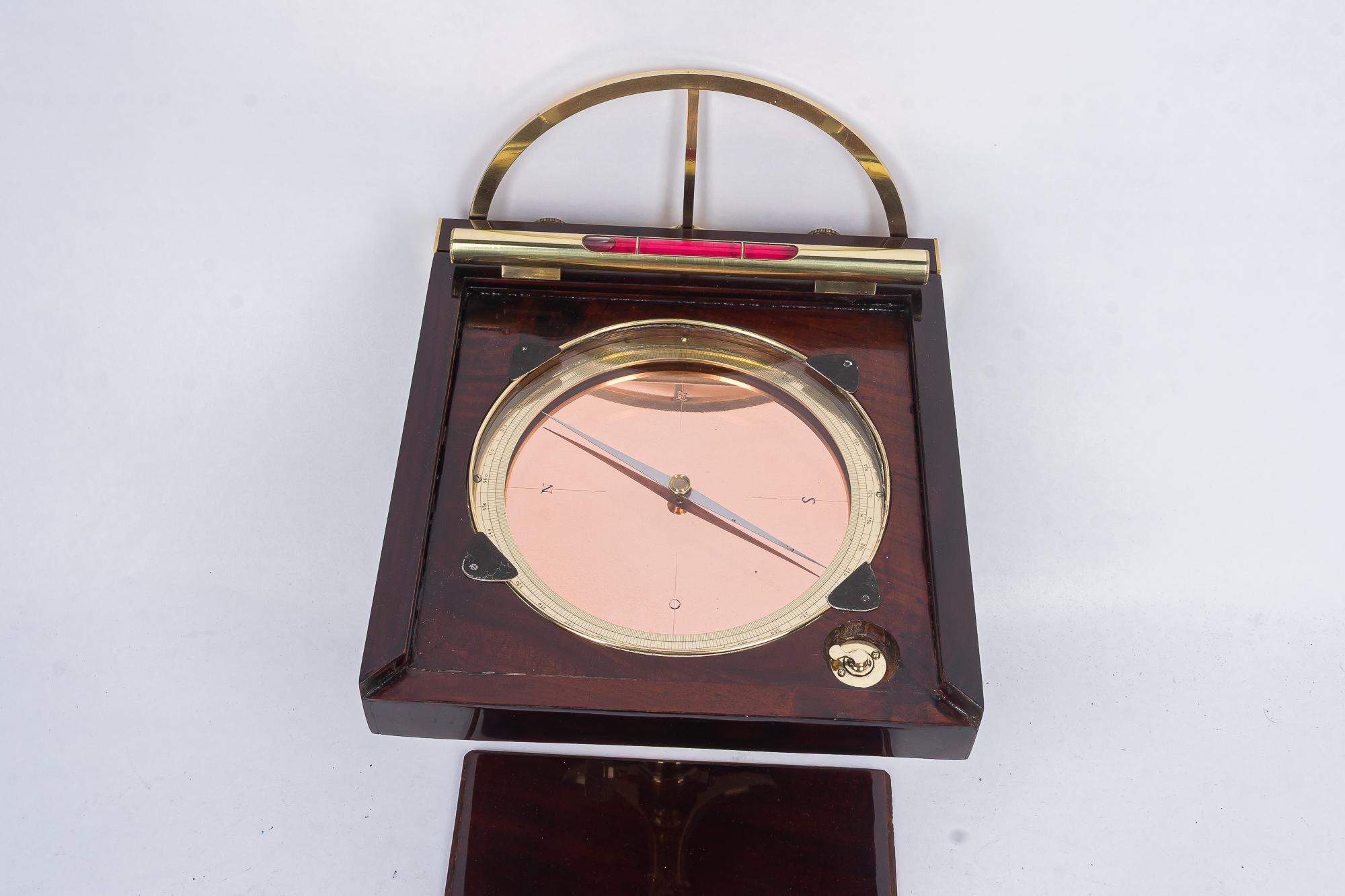 Brass Nautical object with copper compas and level indicator around 1950s For Sale