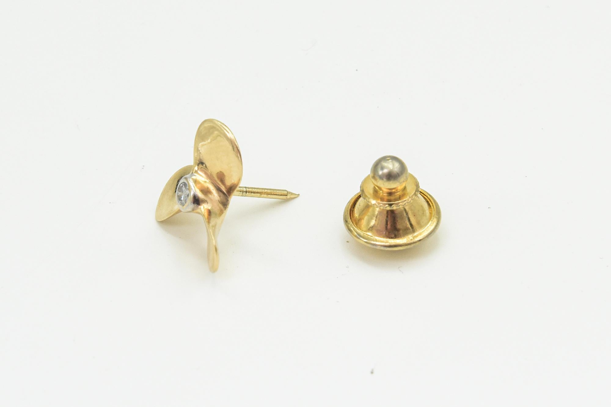 Nautical or Aviator Diamond Gold Propeller Cufflinks and Tie Pin For Sale 7
