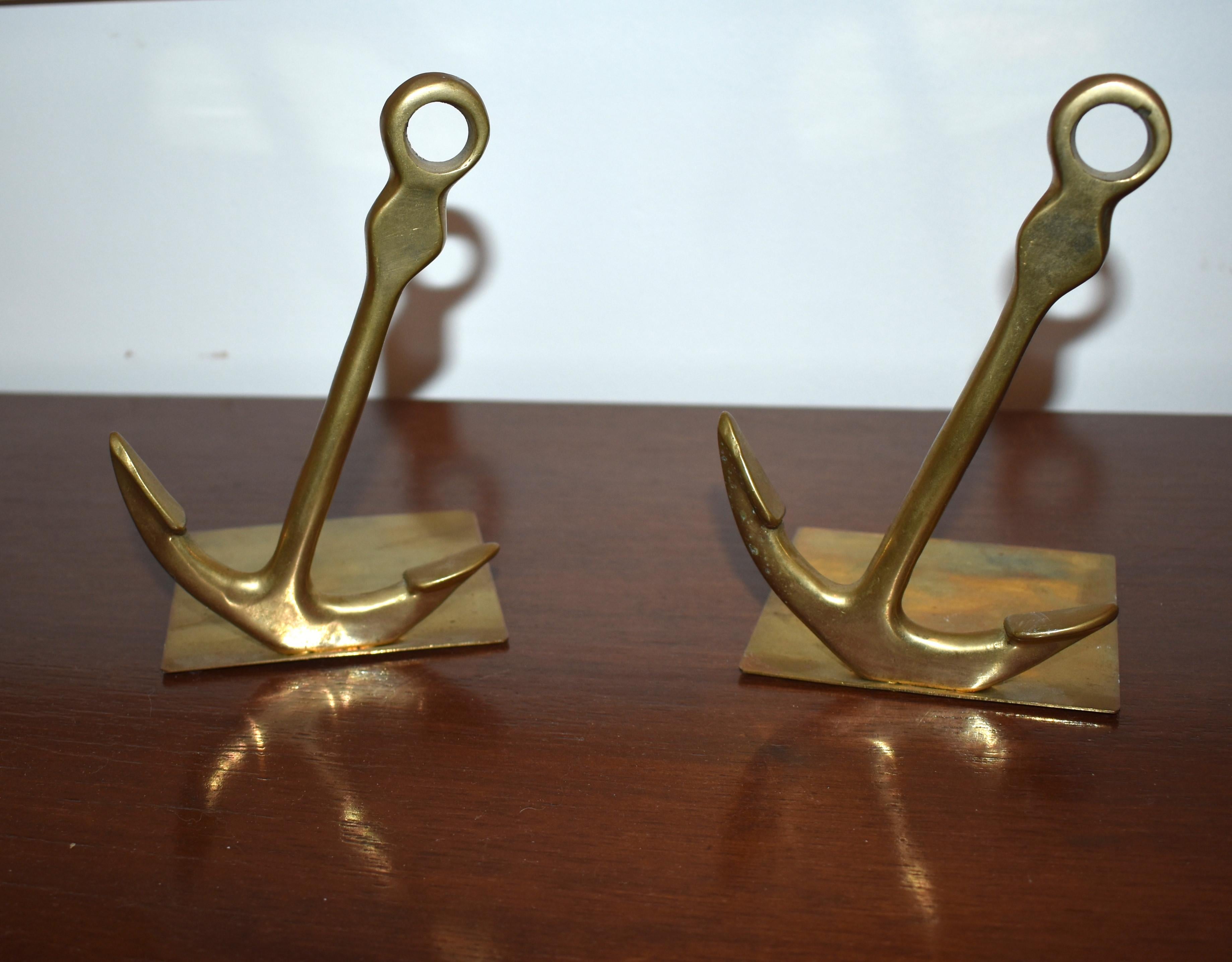 Nautical or Maritime Motif Collapsible Brass Anchor Bookends For Sale 1