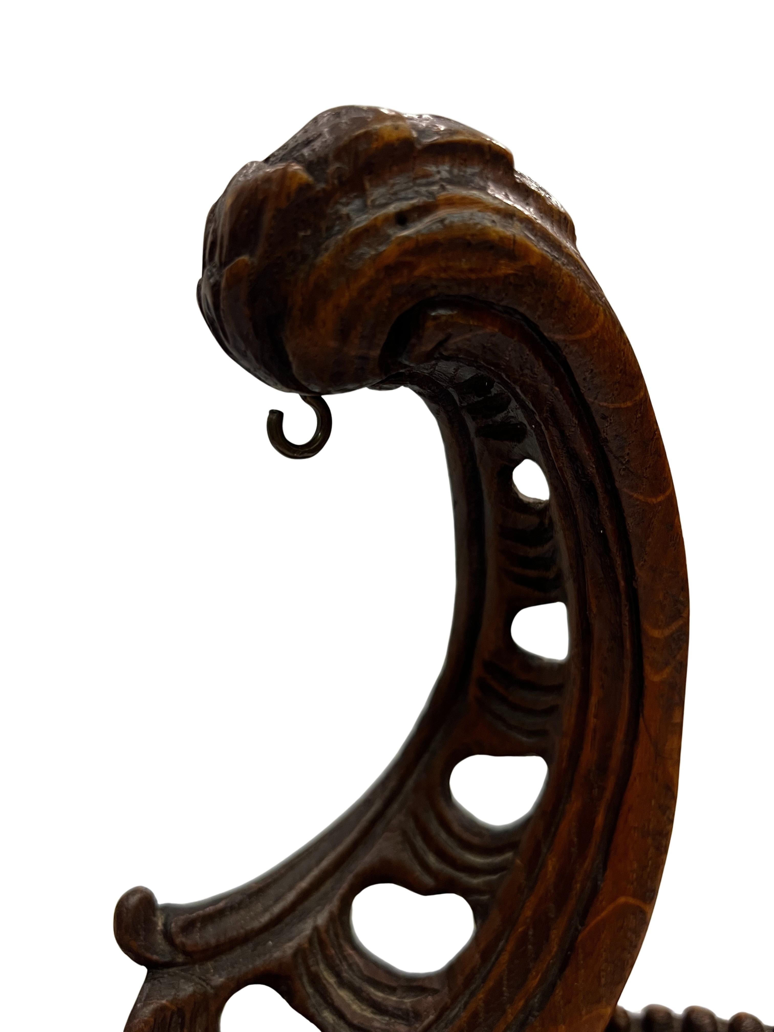 Nautical pocket watch holder stand, sailing ship, carved, folk art, 1880 Germany In Good Condition For Sale In Wien, AT