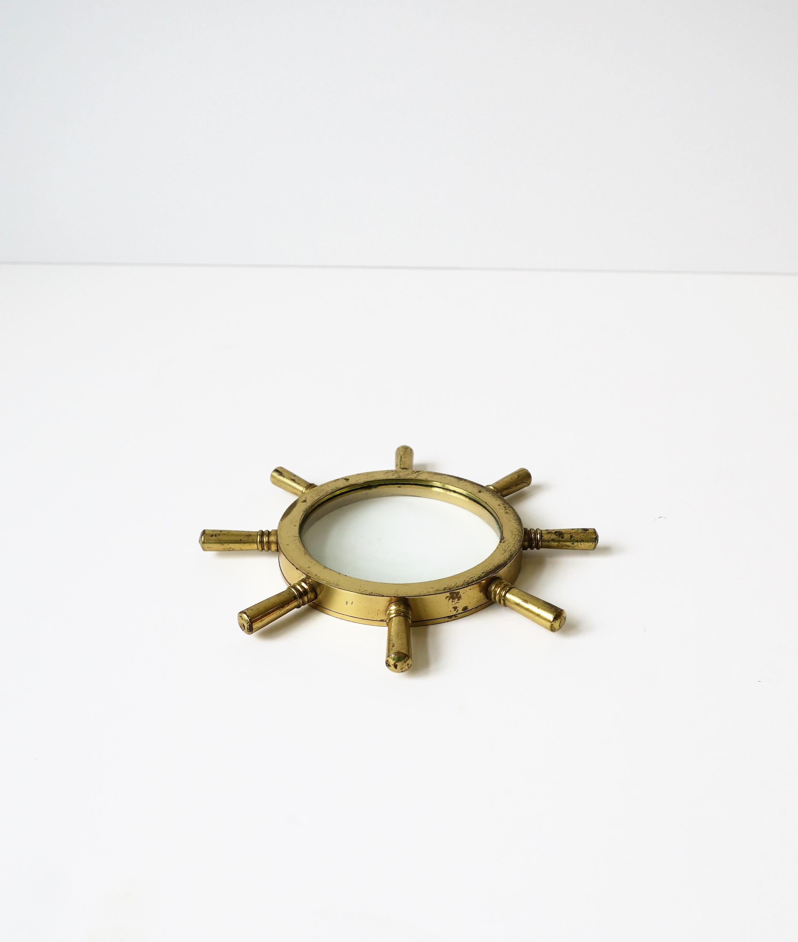 Mid-20th Century Nautical Ships Wheel Desk Magnifying Glass, circa 1960s