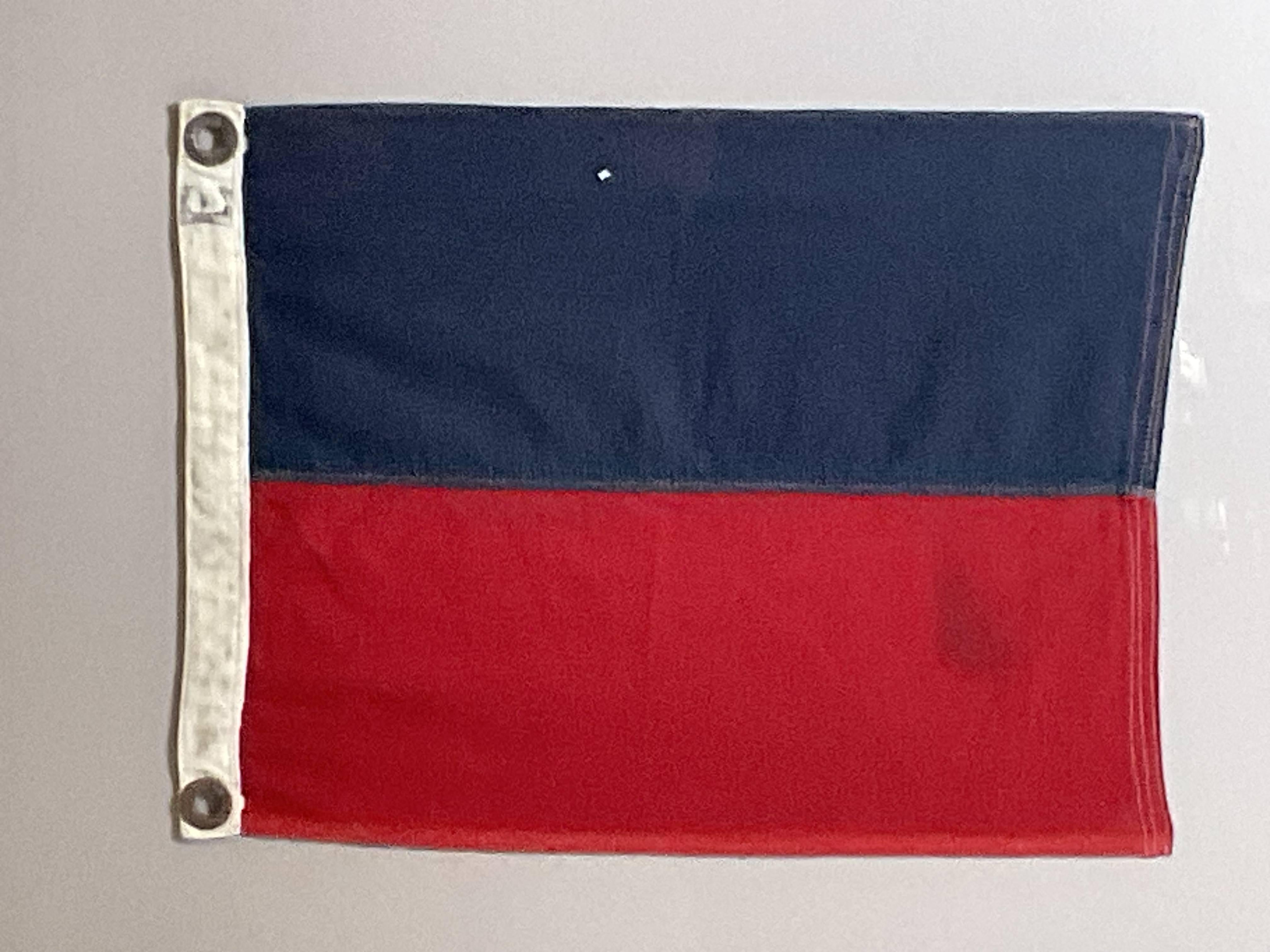 Nautical Signal Flag For Letter “E” In Good Condition For Sale In Norwell, MA