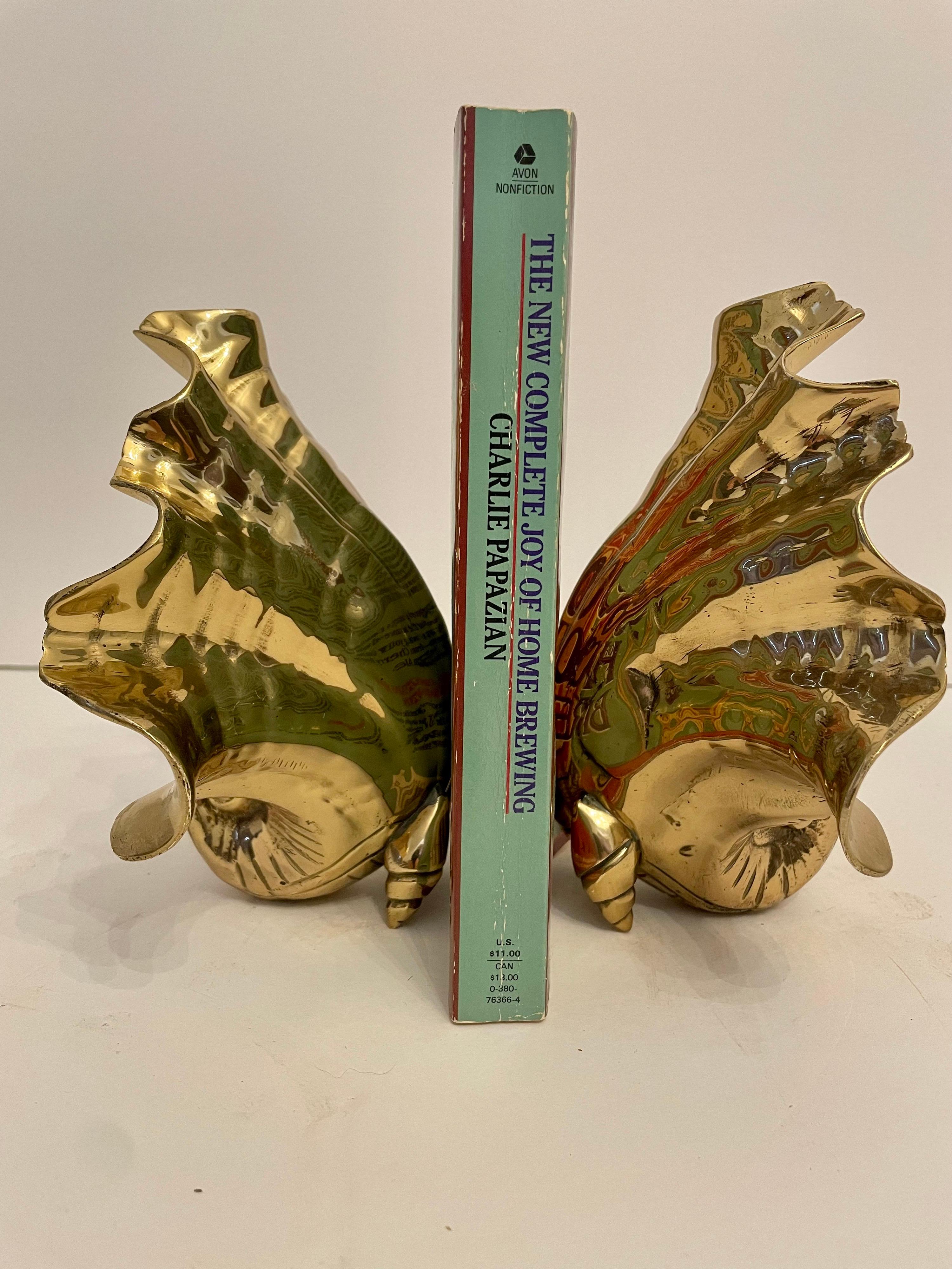 Nautical Solid Brass Seashell Bookends In Good Condition For Sale In New York, NY
