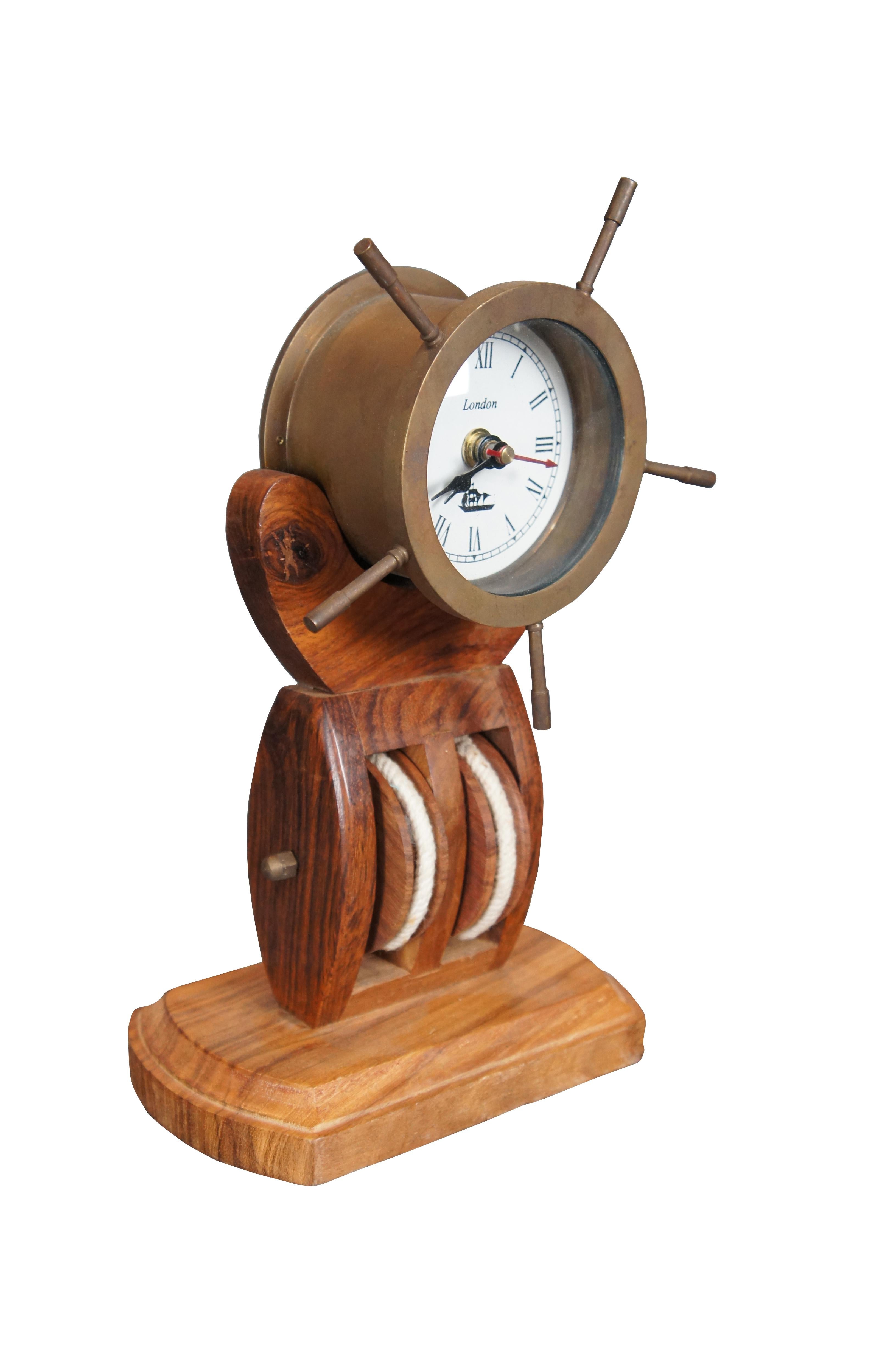 Nautical Solid Brass Ship Wheel Clock on Wooden Pulley Maritime Display London In Good Condition In Dayton, OH