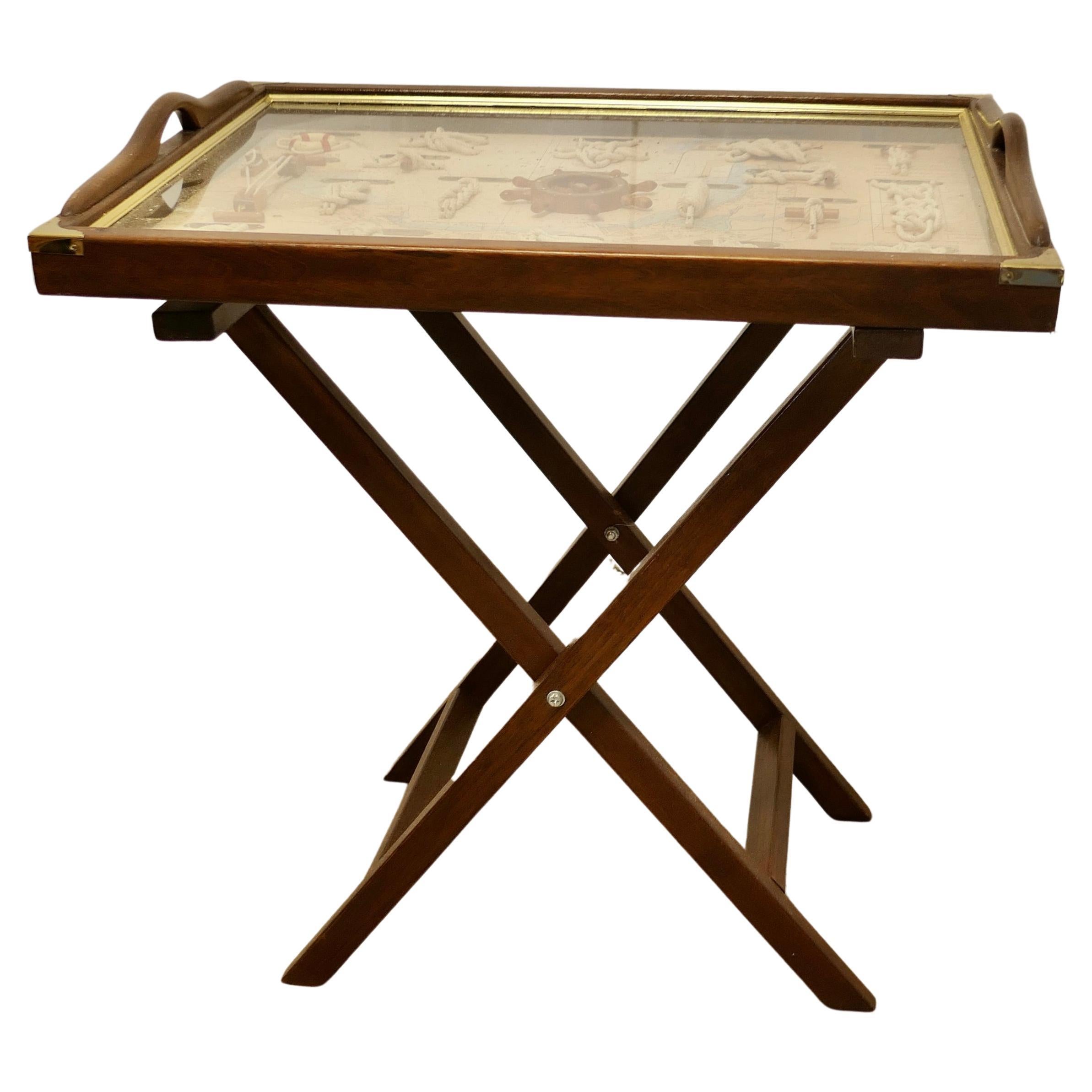 Nautisches Thema Schattenkasten in Form eines Butlers-Tabletts Ein großartiges dekoratives Stück im Angebot