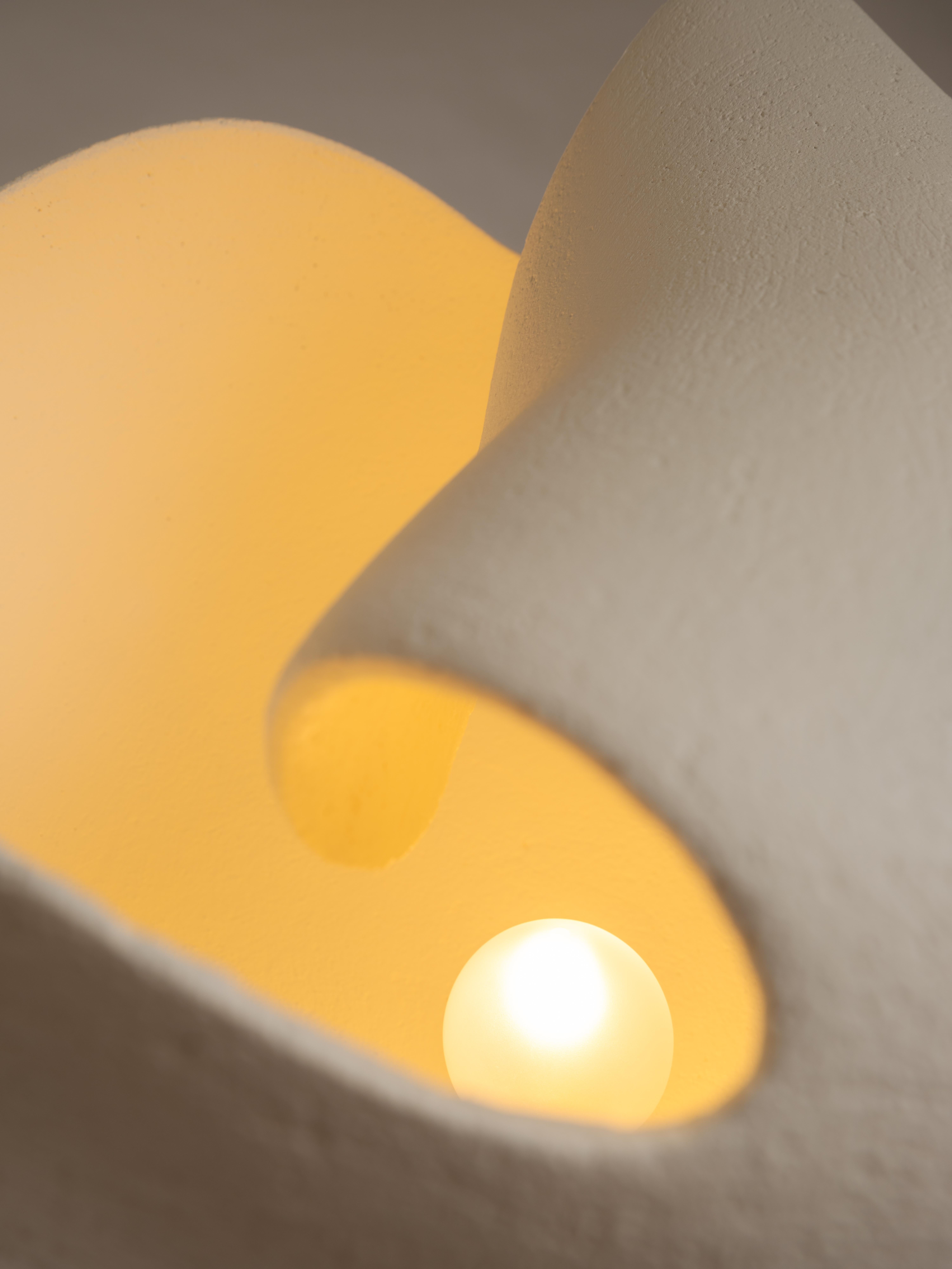 Lampadaire en céramique minimaliste 