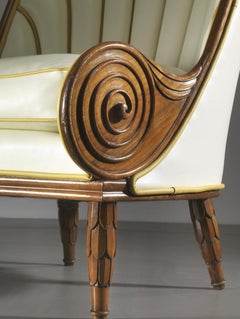 Poltrona Nautilus disegnata da Paul Iribe (1913) e prodotta da Annibale Colombo