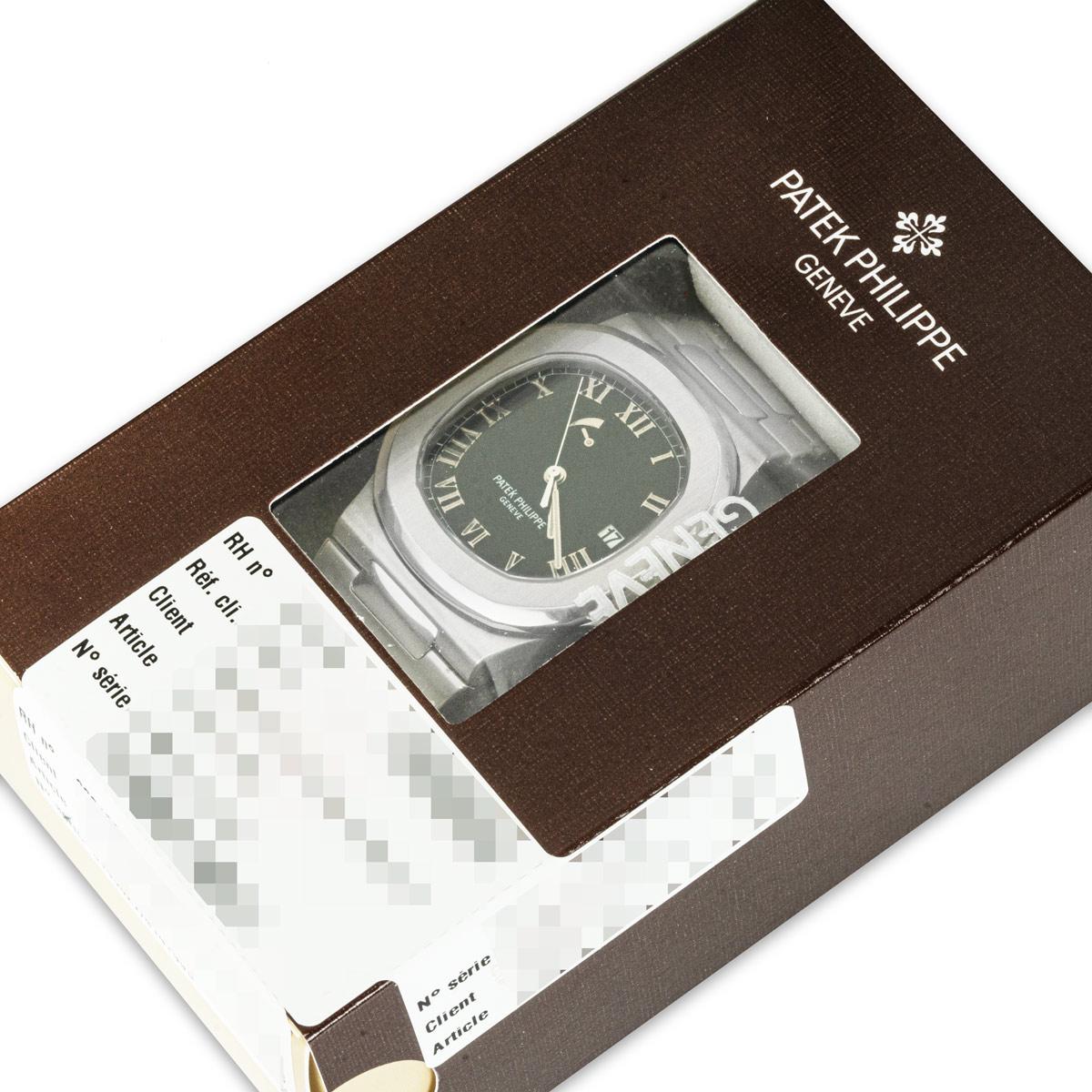 Nautilus 'Comet' Stainless Steel & Black Dial im Angebot 1