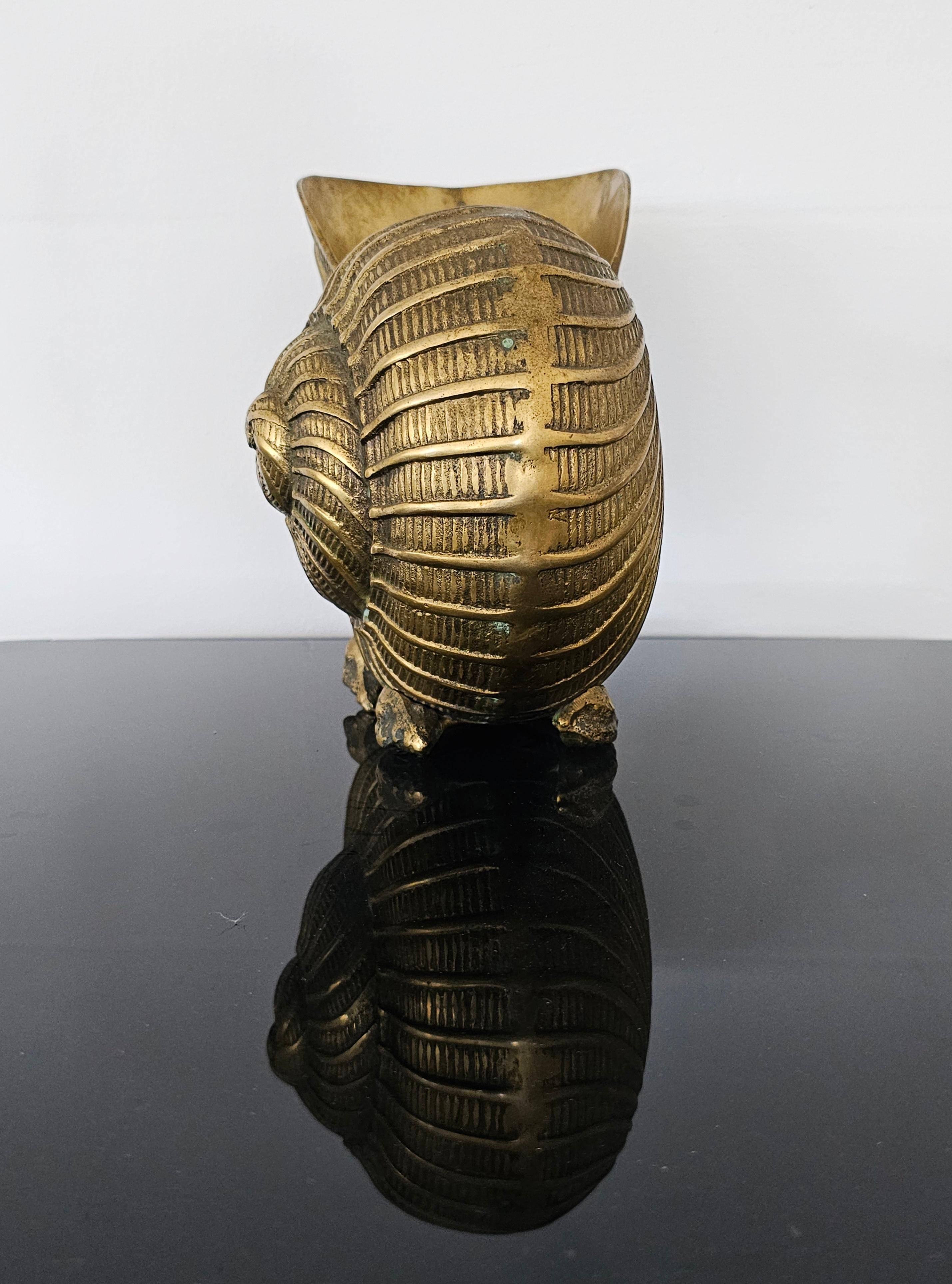 Italiano Portabottiglie per champagne a forma di Nautilus in ottone massiccio, Italia anni '50 in vendita