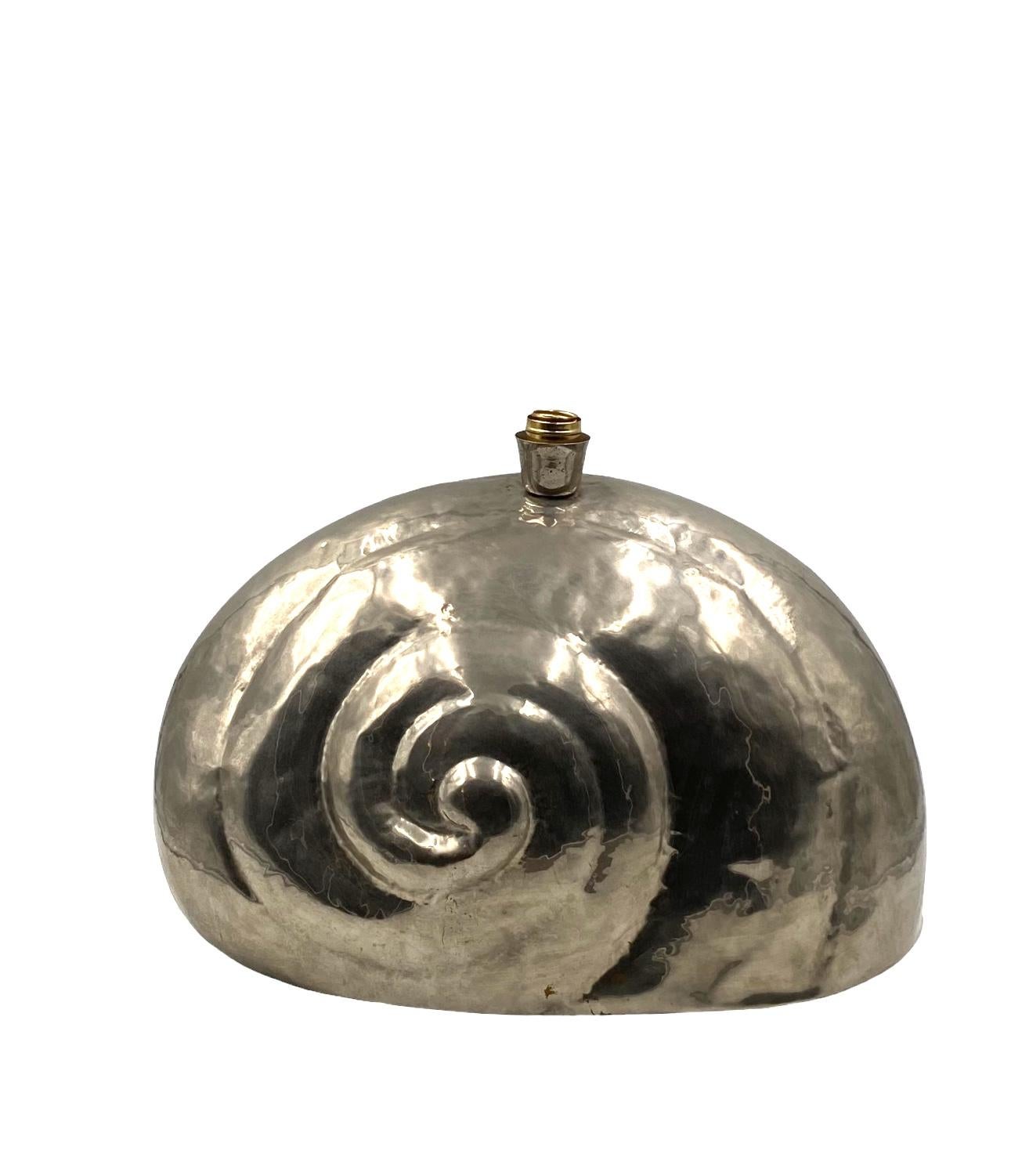 Nautilus shell silverplate table lamp base, France 1970s 8