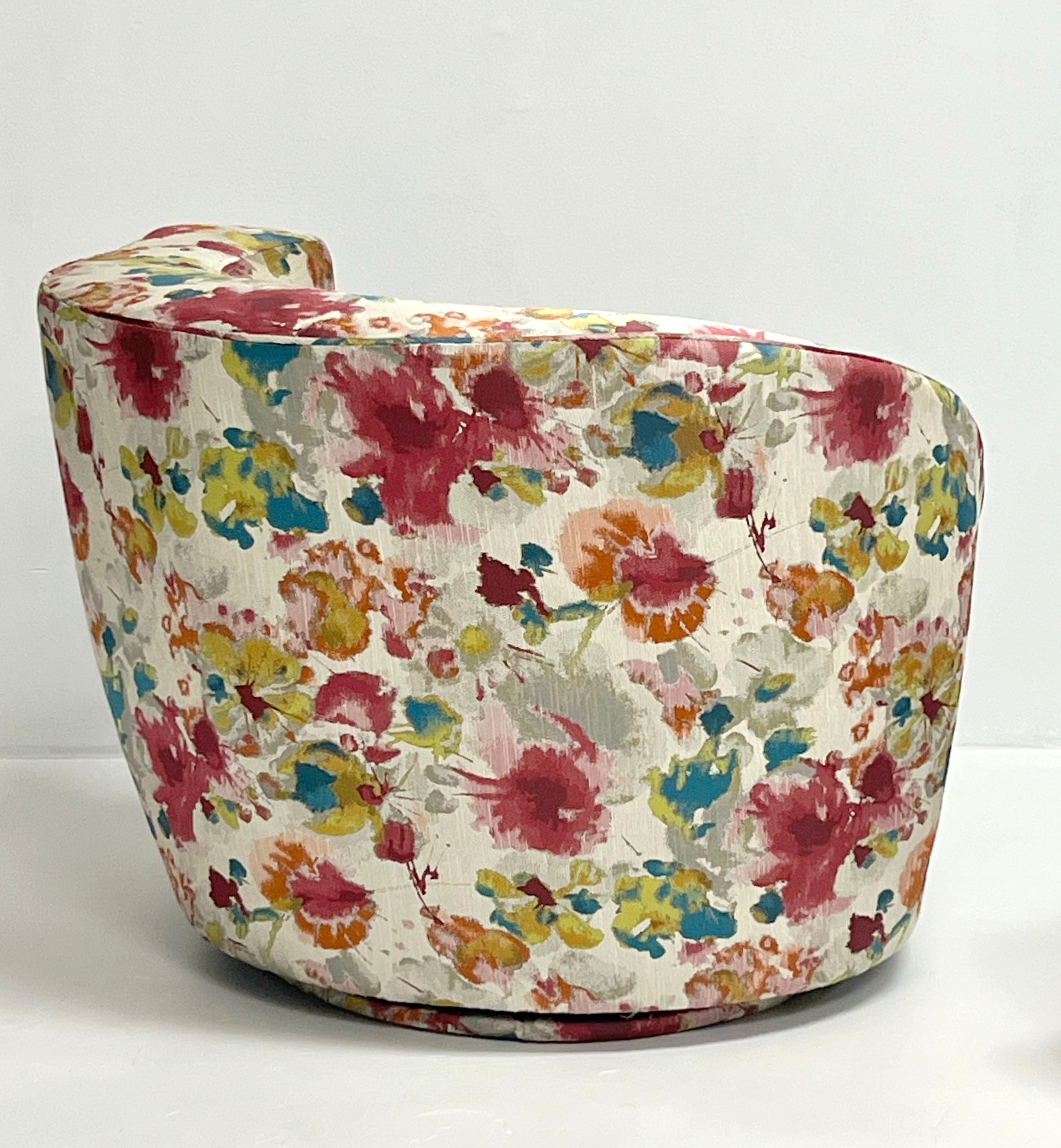 Chaise pivotante et pouf Nautilus Bon état - En vente à Miami, FL