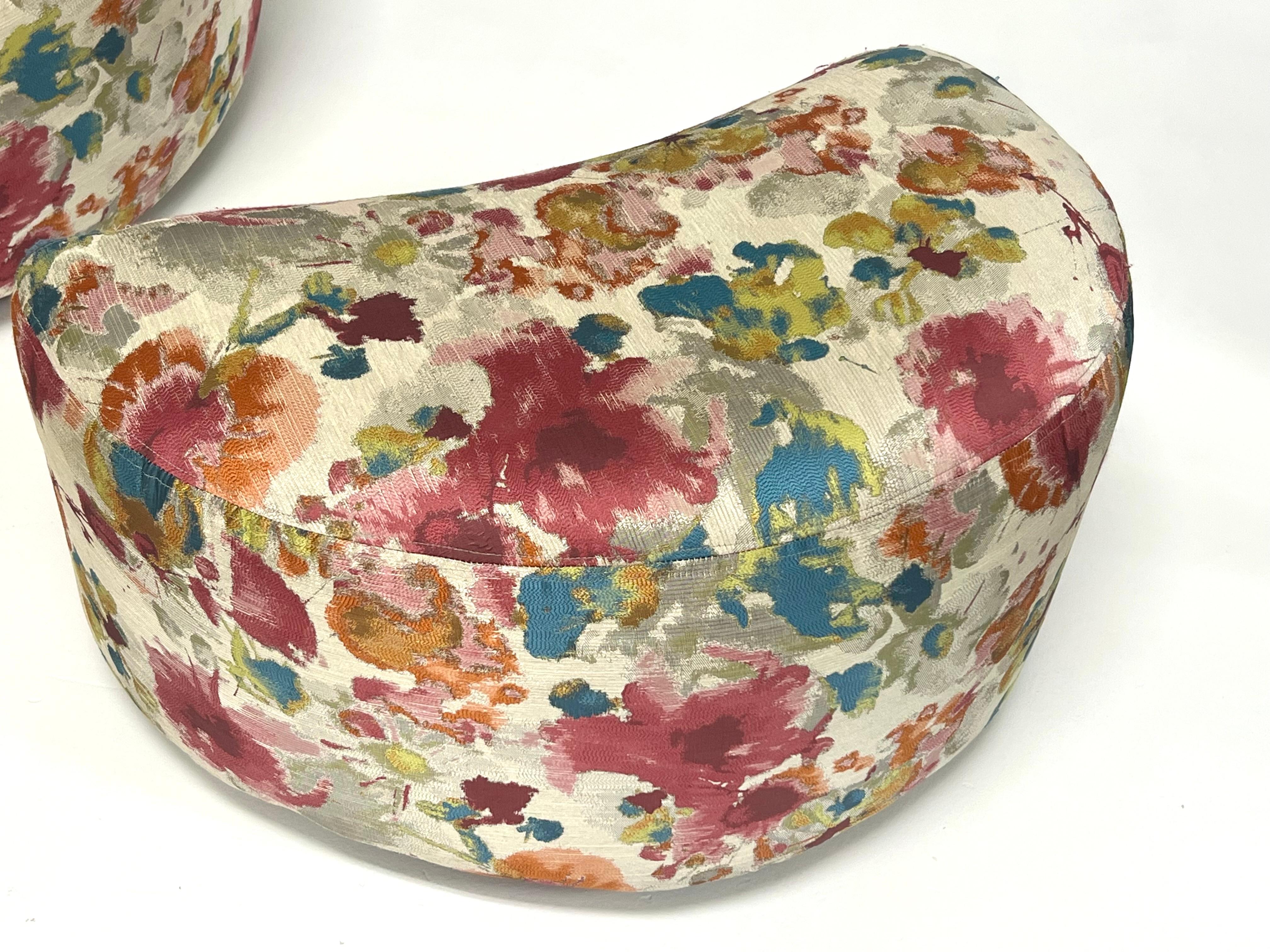 Fin du 20e siècle Chaise pivotante et pouf Nautilus en vente