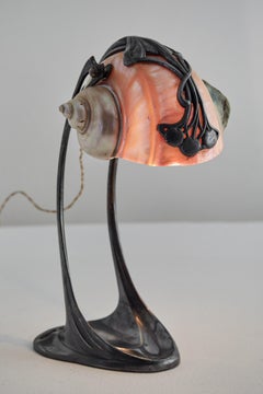 Lampada da tavolo "Nautilus" di Moritz Hacker