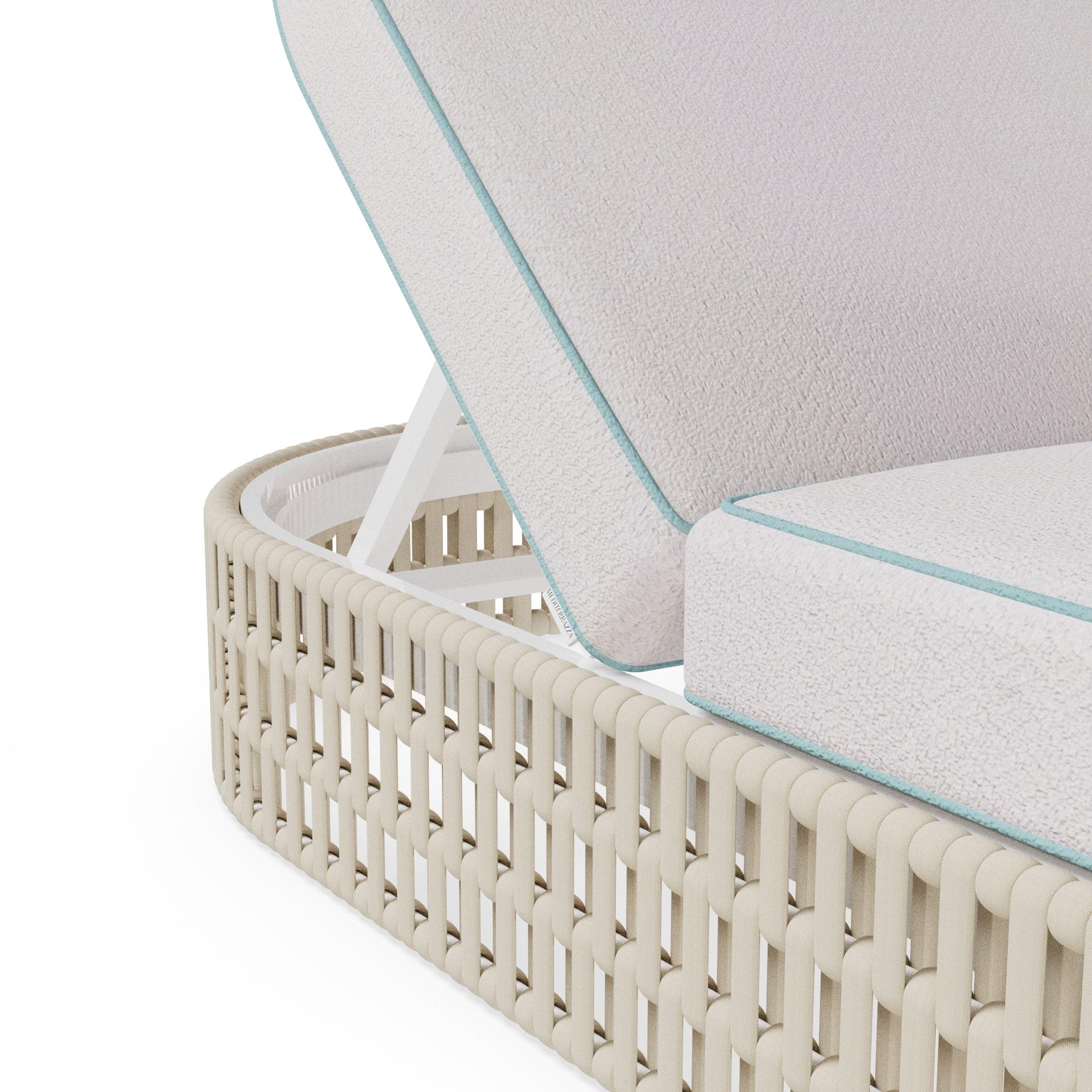 XXI secolo e contemporaneo Lettino da esterno Navagio in metallo laccato con base in corde in vendita