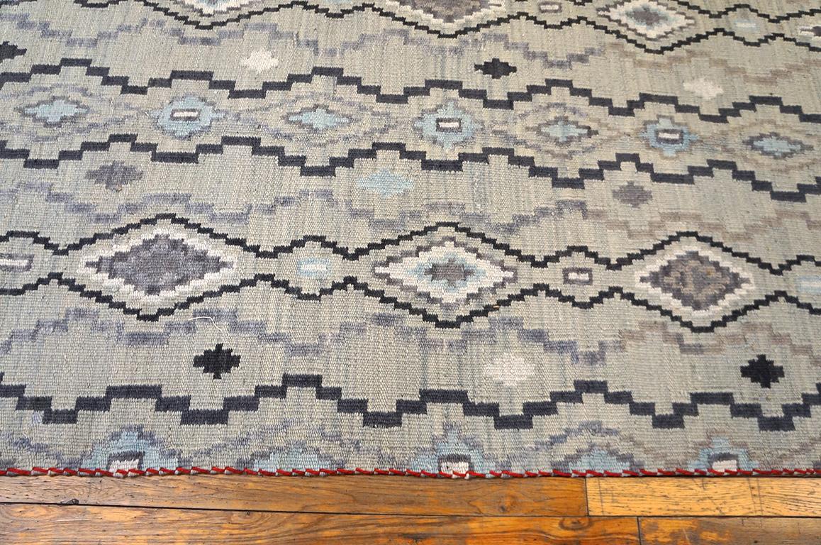 Contemporary Handwoven Navajo Style Flat Weave Carpet (6' x 9' - 183 x 274 cm) In New Condition For Sale In New York, NY