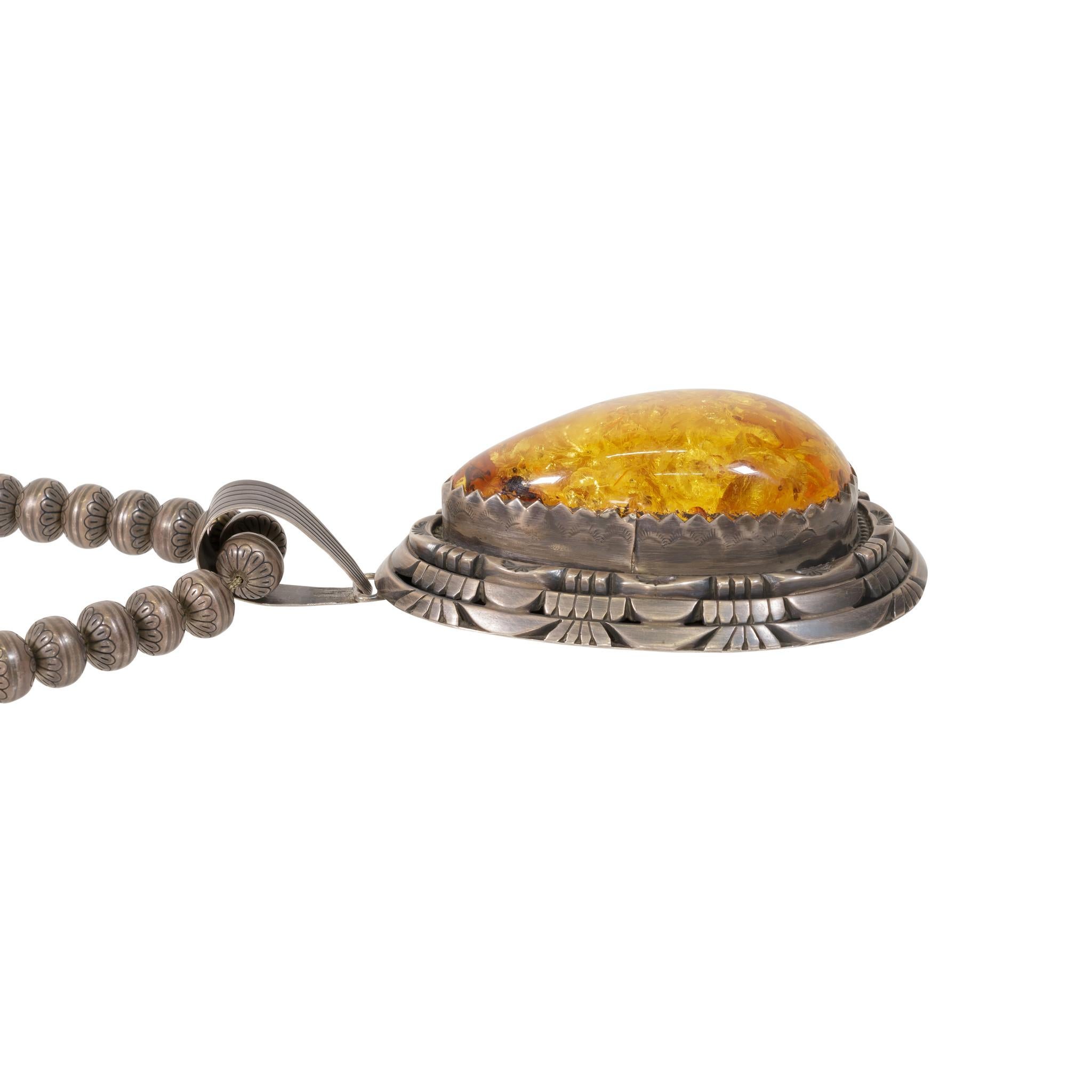 Perle Pendentif en ambre Navajo en vente