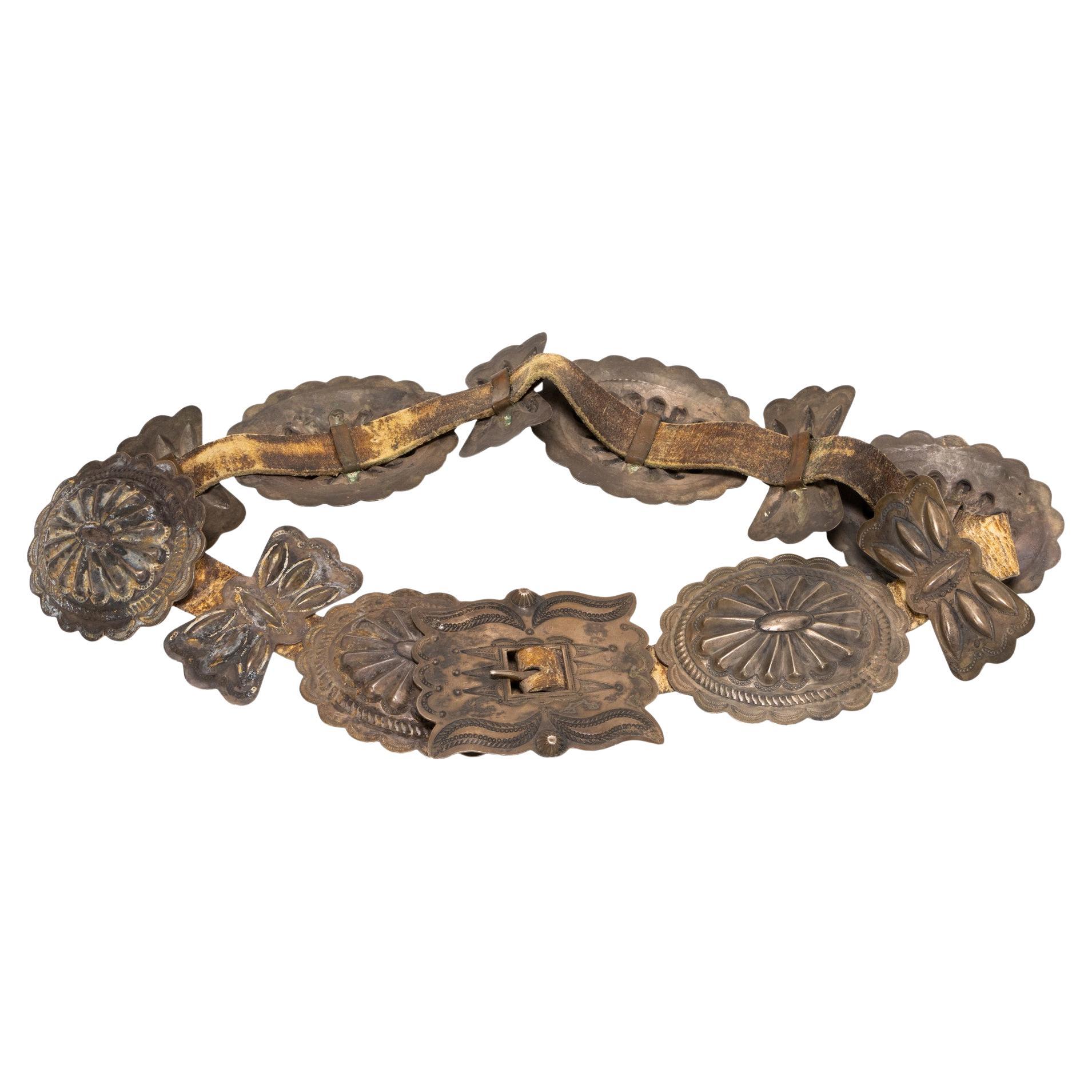 Navajo Antique Turn of the Century Concho Belt For Sale