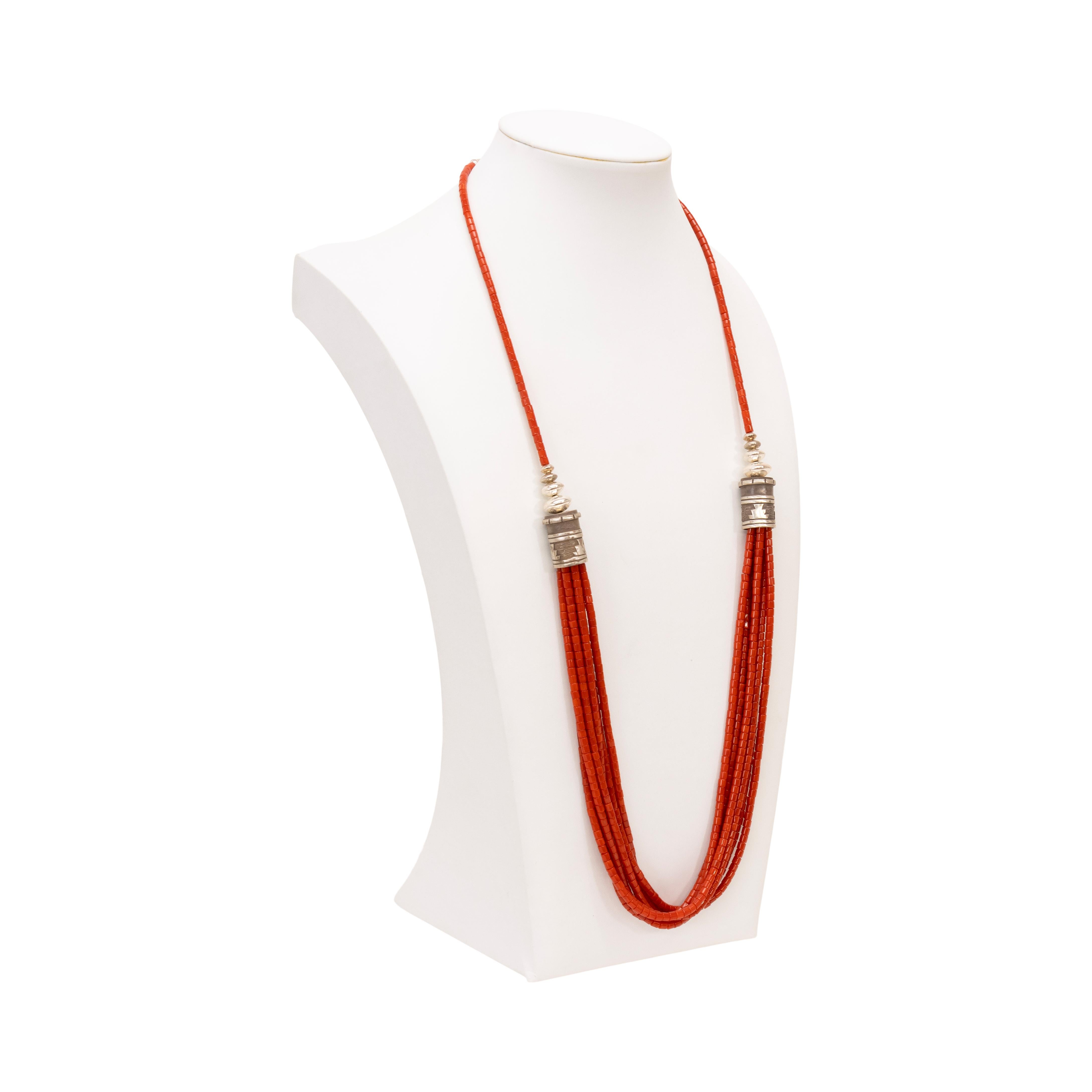 Navajo Beaded Coral Necklace In Good Condition For Sale In Coeur d Alene, ID
