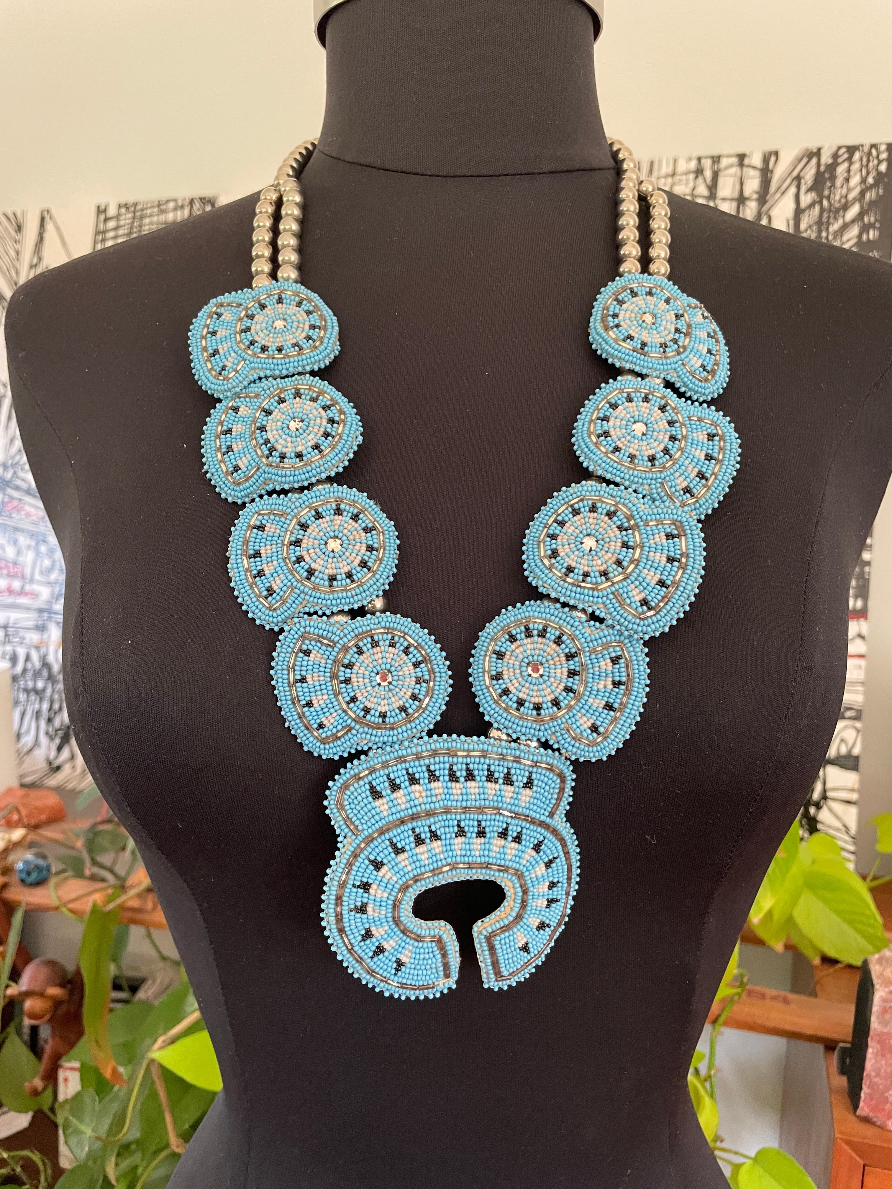 Navajo Beaded Turquoise Necklace Leather Sterling Silver Squash Blossom  In Excellent Condition For Sale In Wallkill, NY