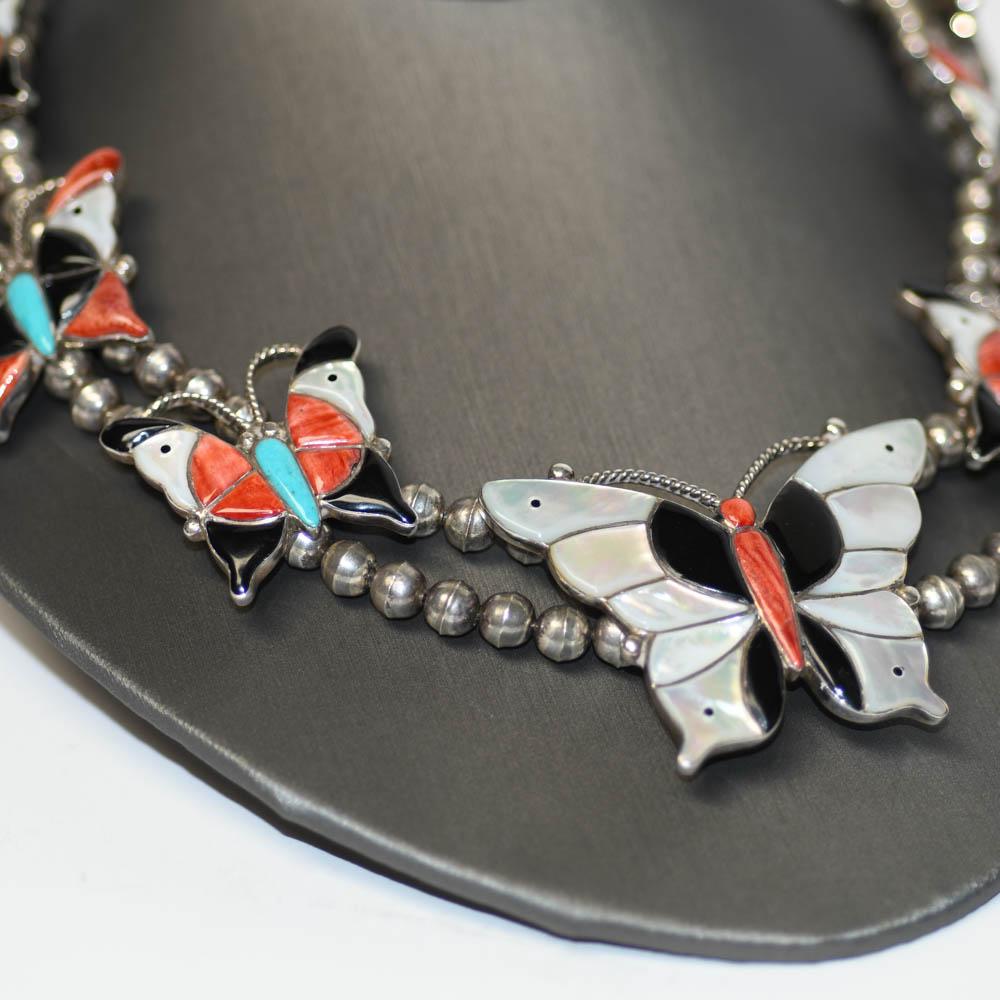 Navajo Butterfly Collana d'argento 3.30oz In condizioni ottime in vendita a Laguna Beach, CA