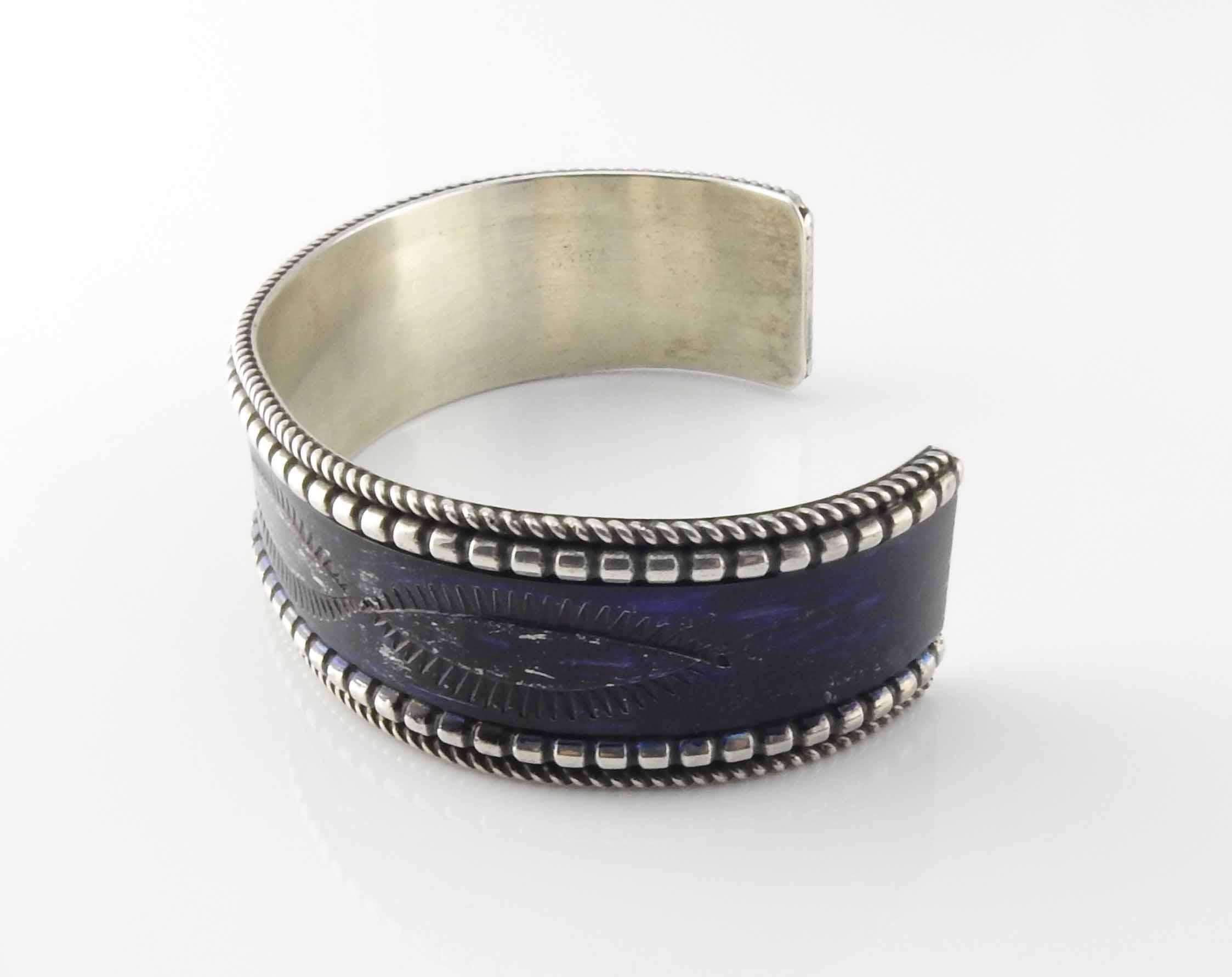 Navajo Celina Yazzie Sterling Silver Dark Purple Enamel Cuff Bracelet #6455 In Good Condition For Sale In Washington Depot, CT
