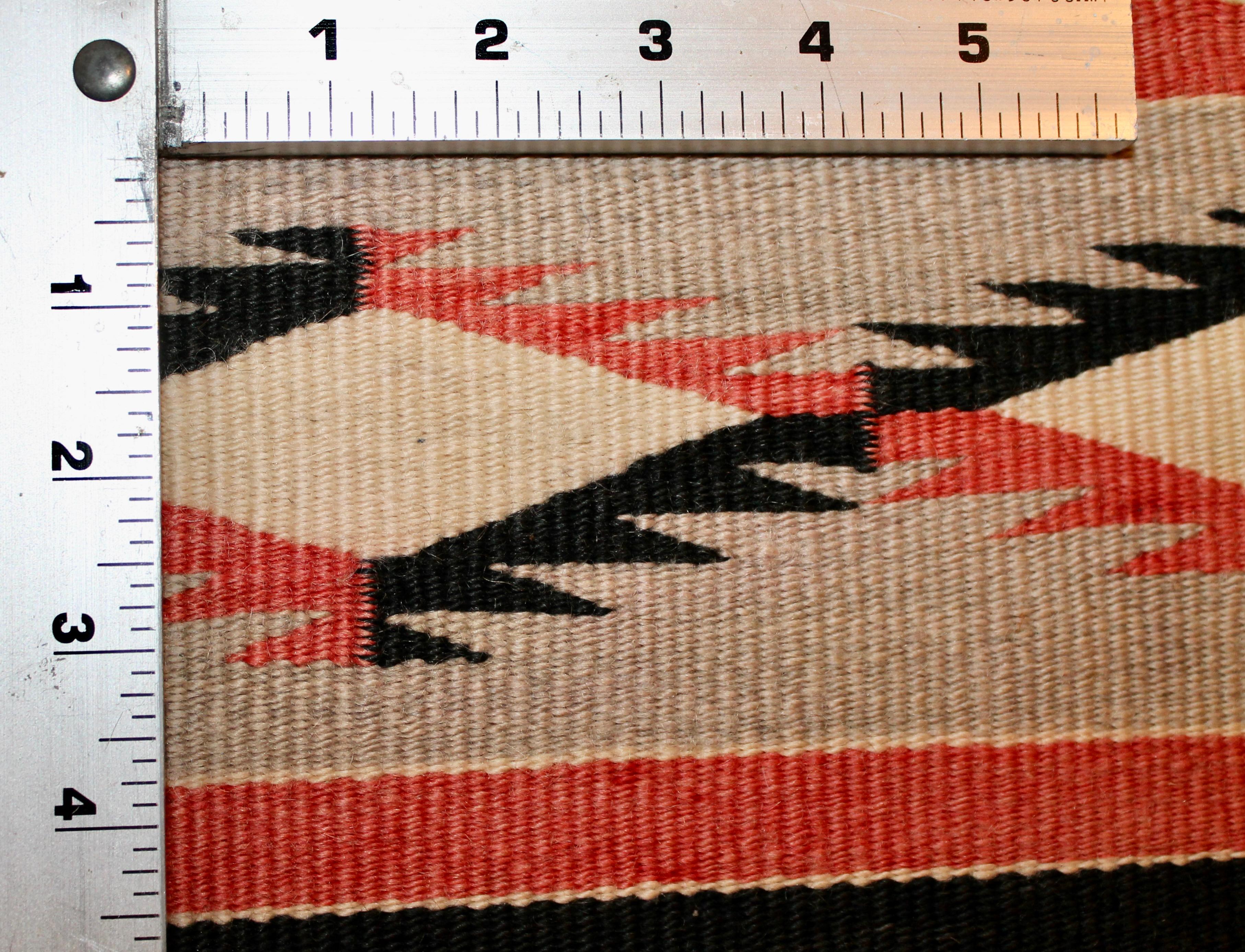 Navajo Child's Blanket In Good Condition For Sale In Sharon, CT