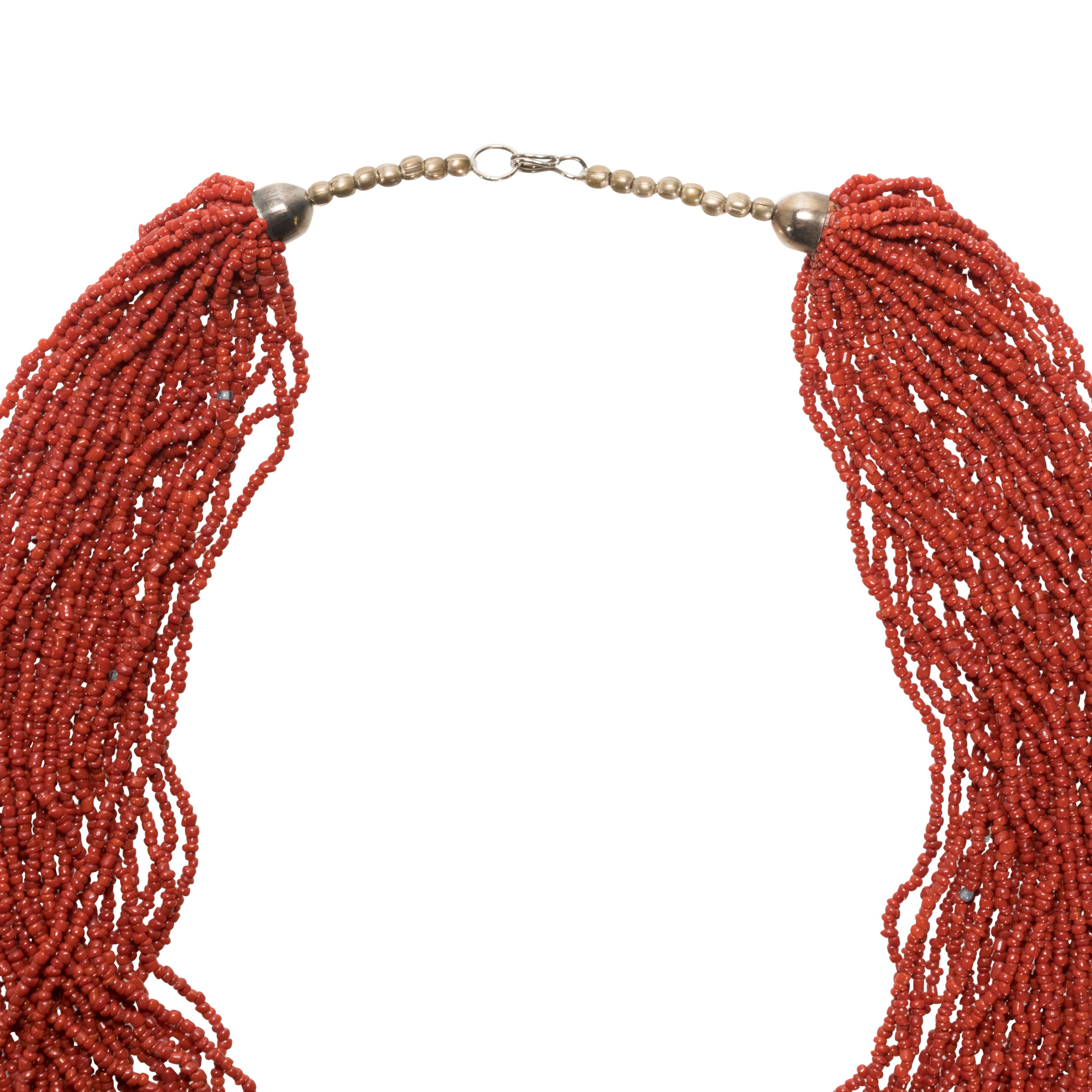 Koralle 30strang-Halskette von Zuni (Alteuropäischer Brillantschliff) im Angebot