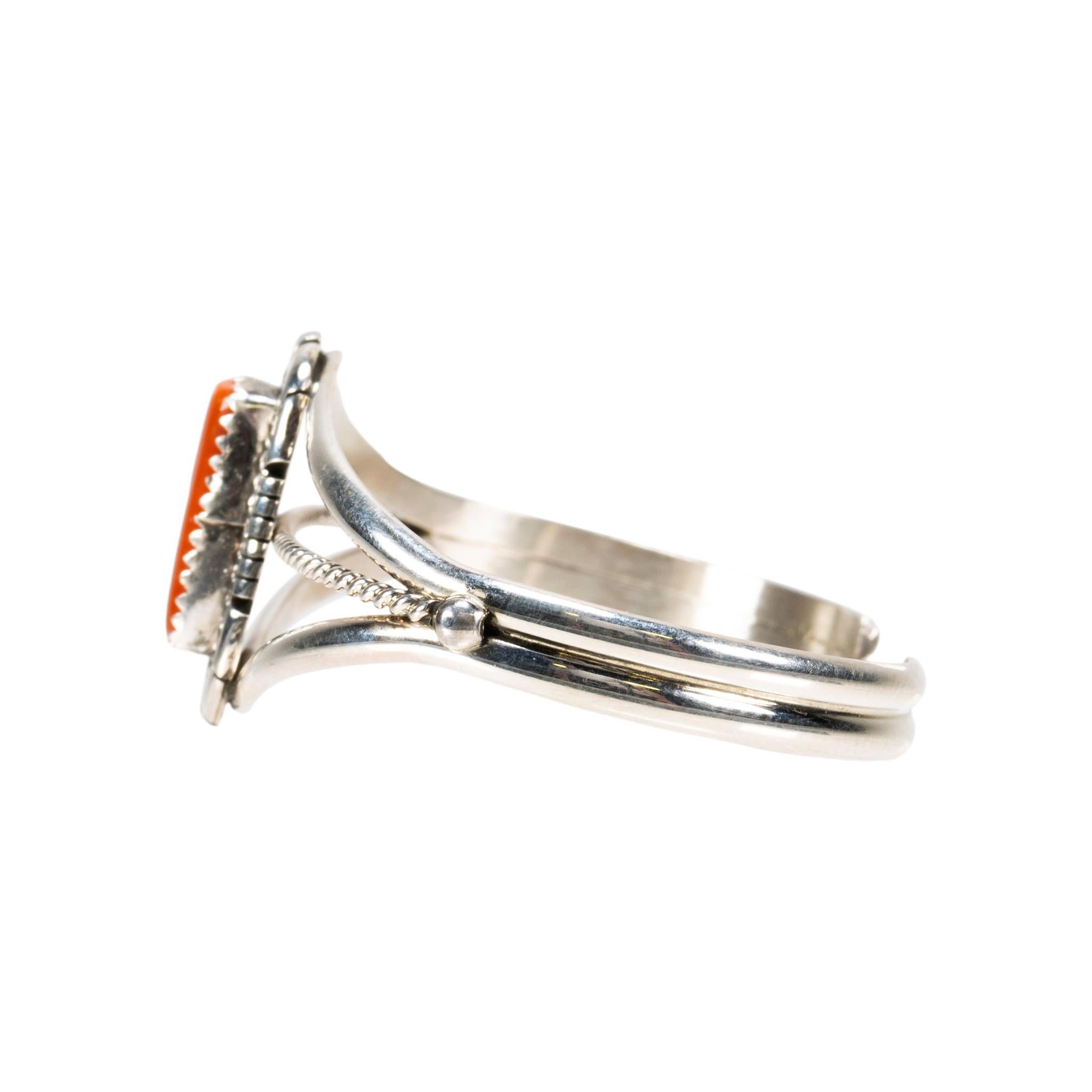 Nativo americano Bracciale in corallo e argento Navajo in vendita