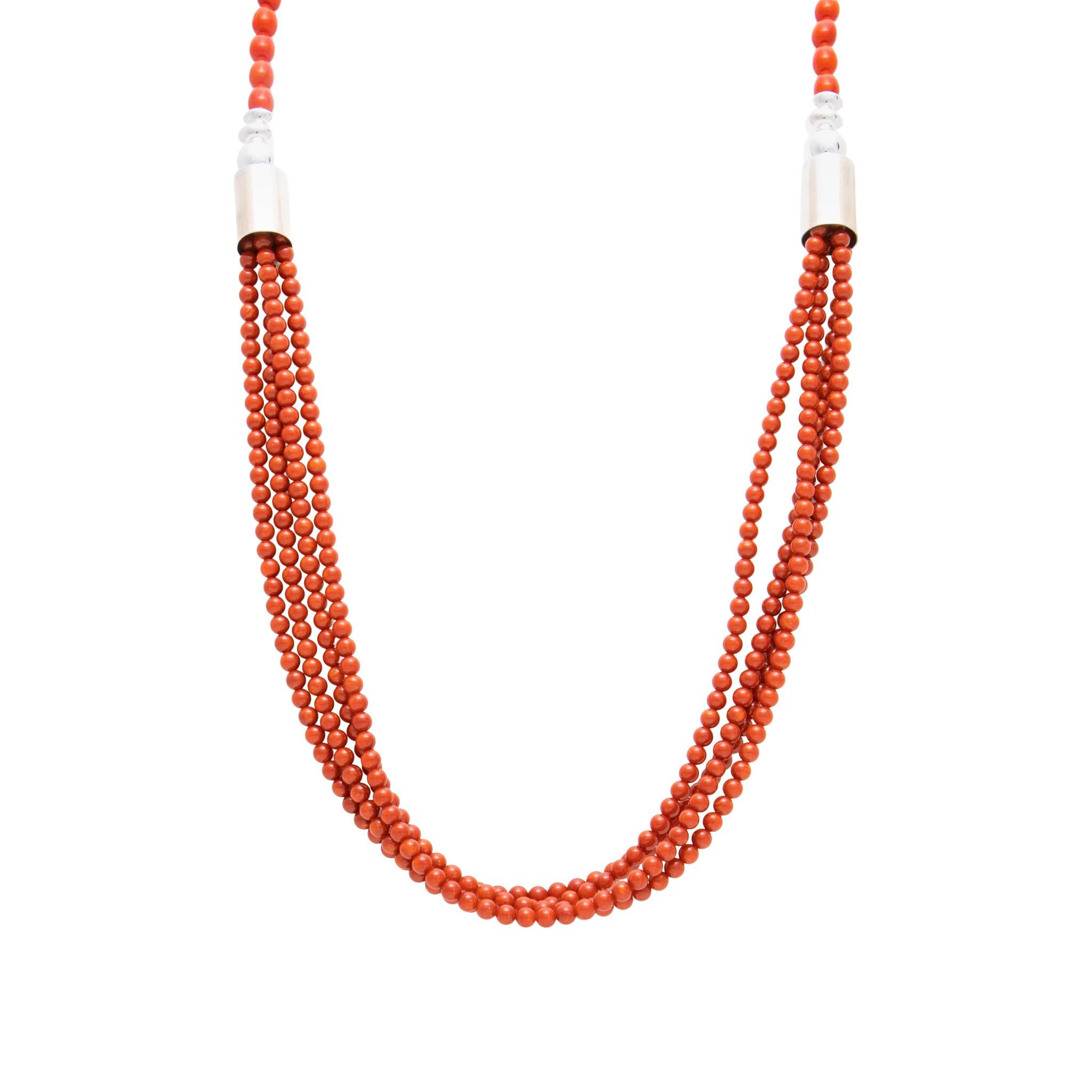 Women's or Men's Navajo Coral Beaded Necklace For Sale