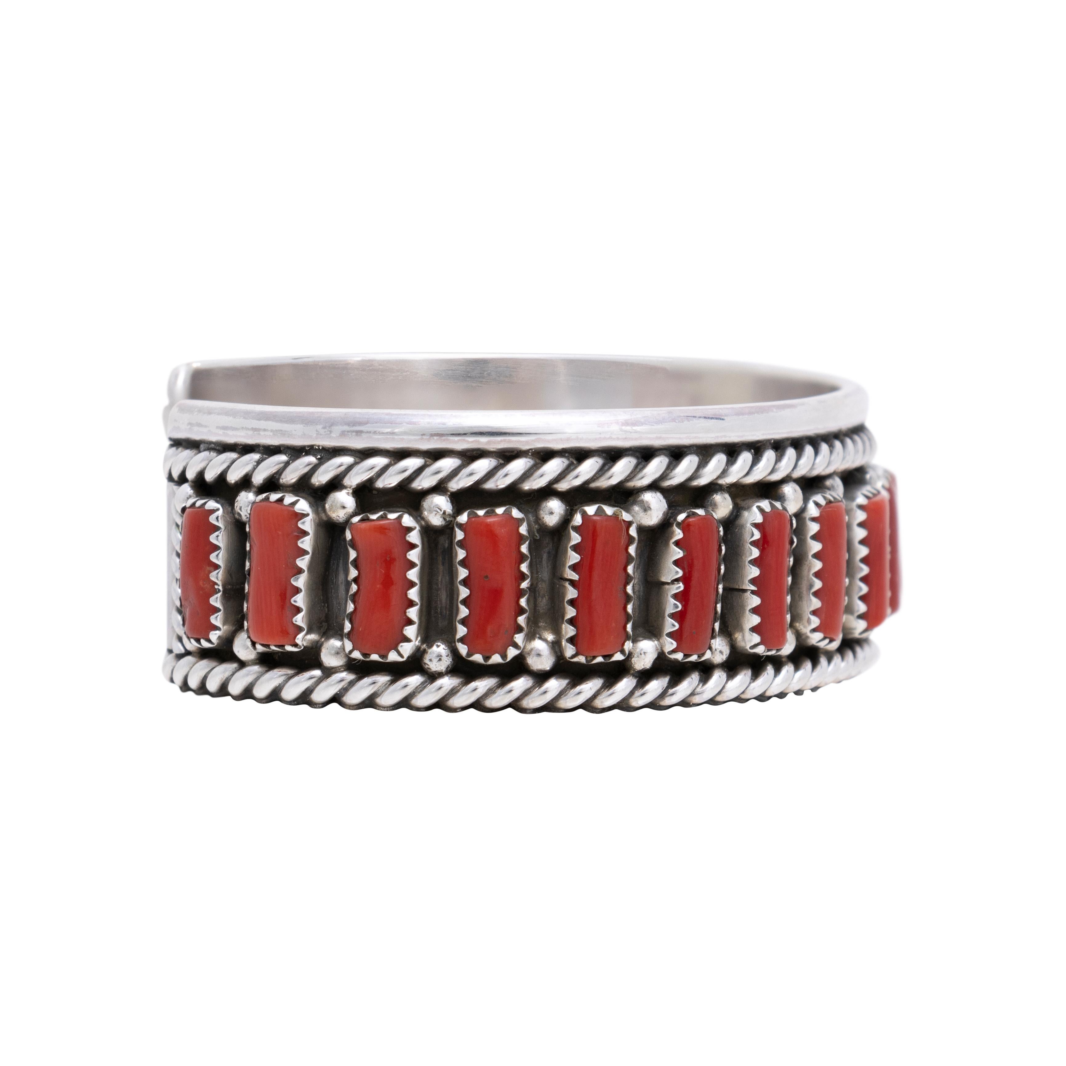 Native American Navajo Coral Bracelet For Sale