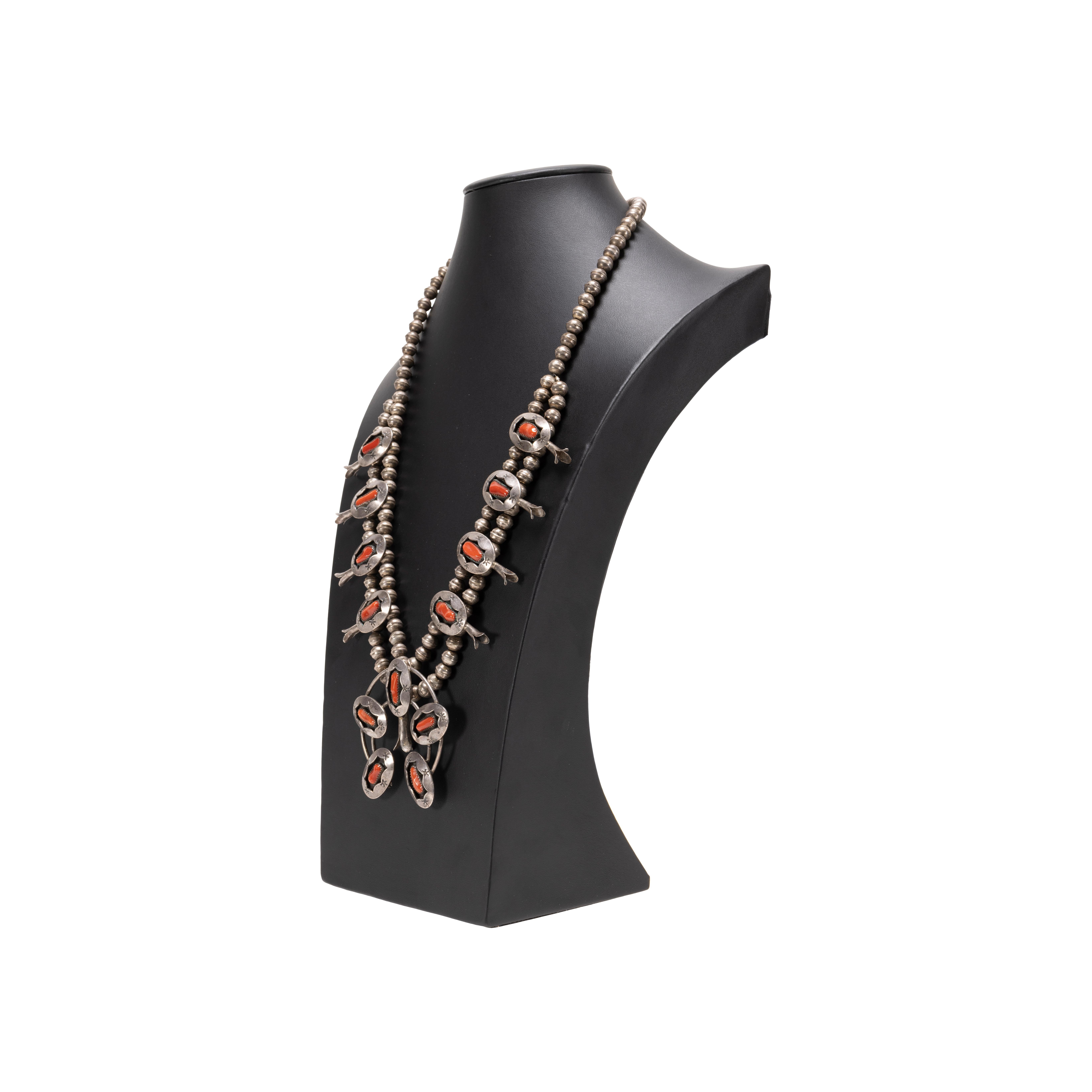 Navajo Korallenquash-Blumen-Halskette im Zustand „Hervorragend“ im Angebot in Coeur d Alene, ID