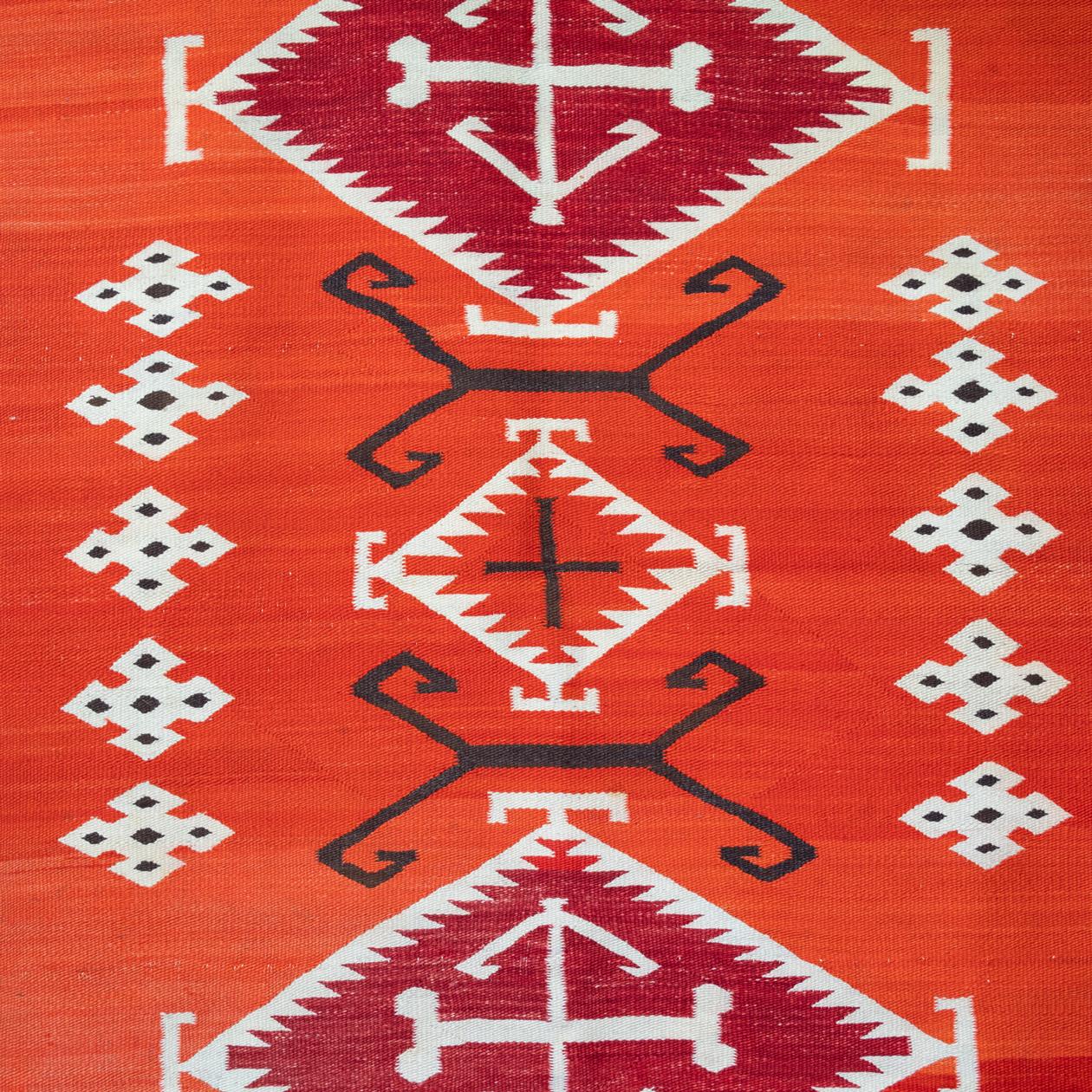 Hand-Woven Navajo Crystal Weaving For Sale
