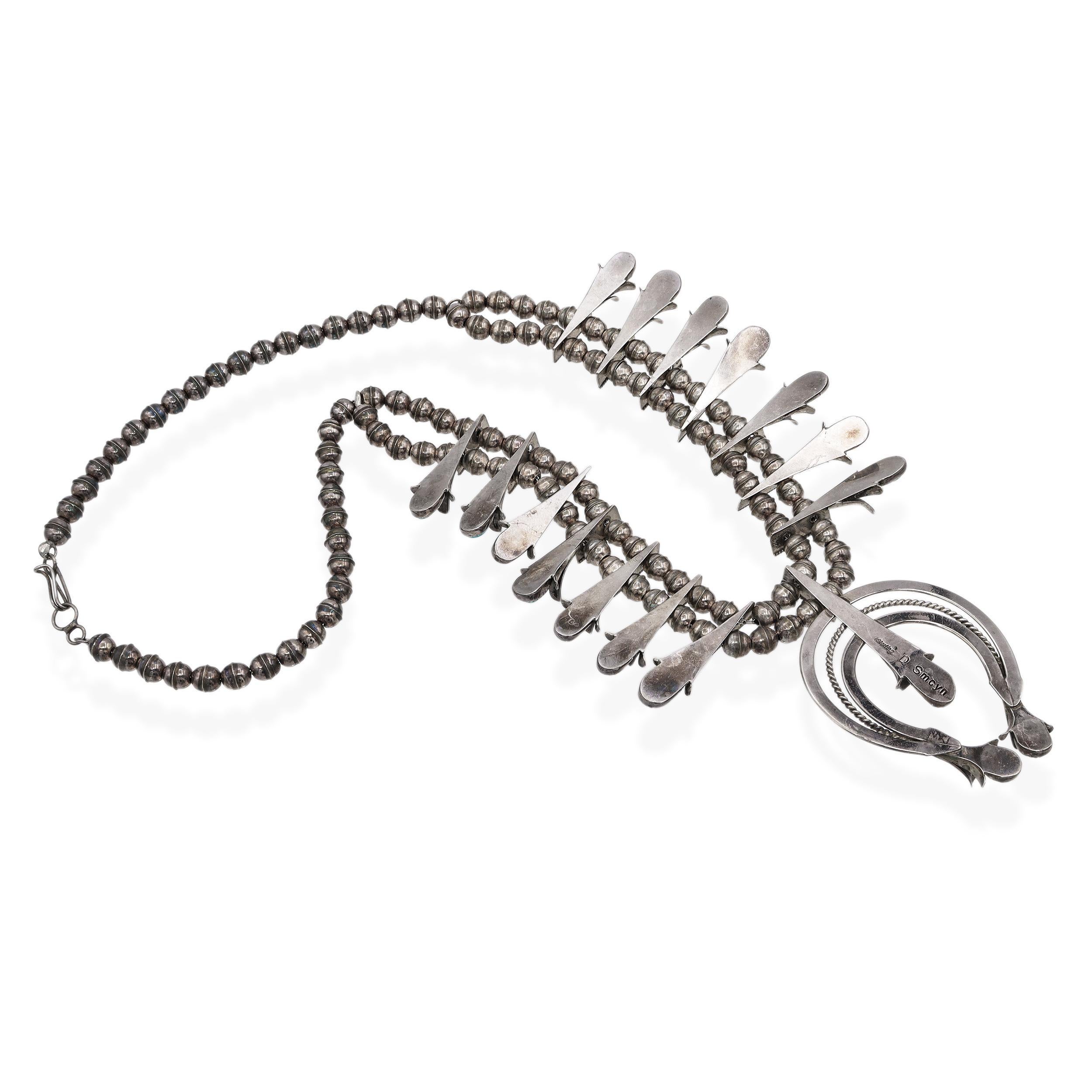 Collana Navajo Doris Smallcanyon in argento sterling con fiori di squash in turchese In condizioni buone in vendita a New York, NY