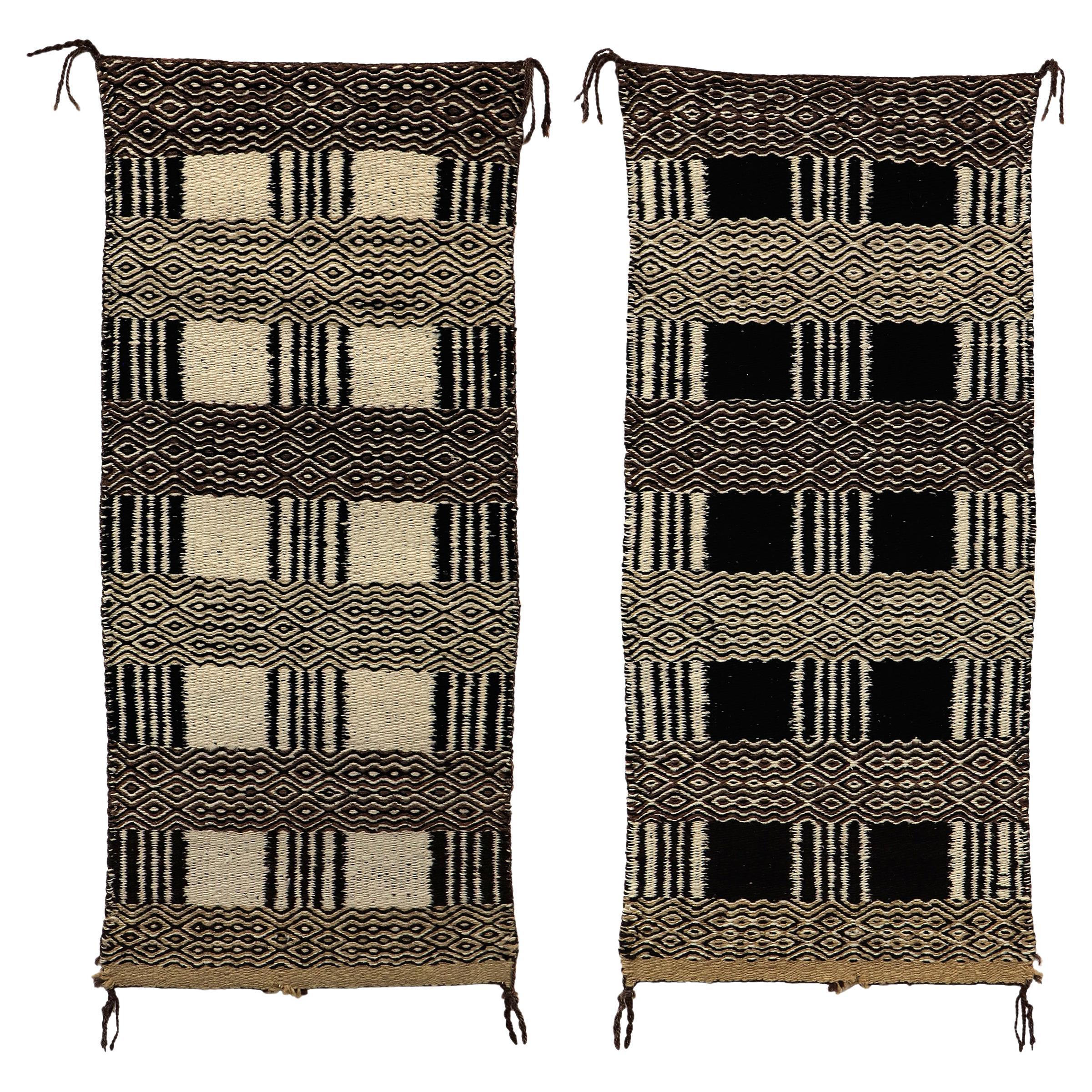 Navajo Double Saddle Blanket, Circa 1930, Handwoven Twill Wool, Geometric Design For Sale