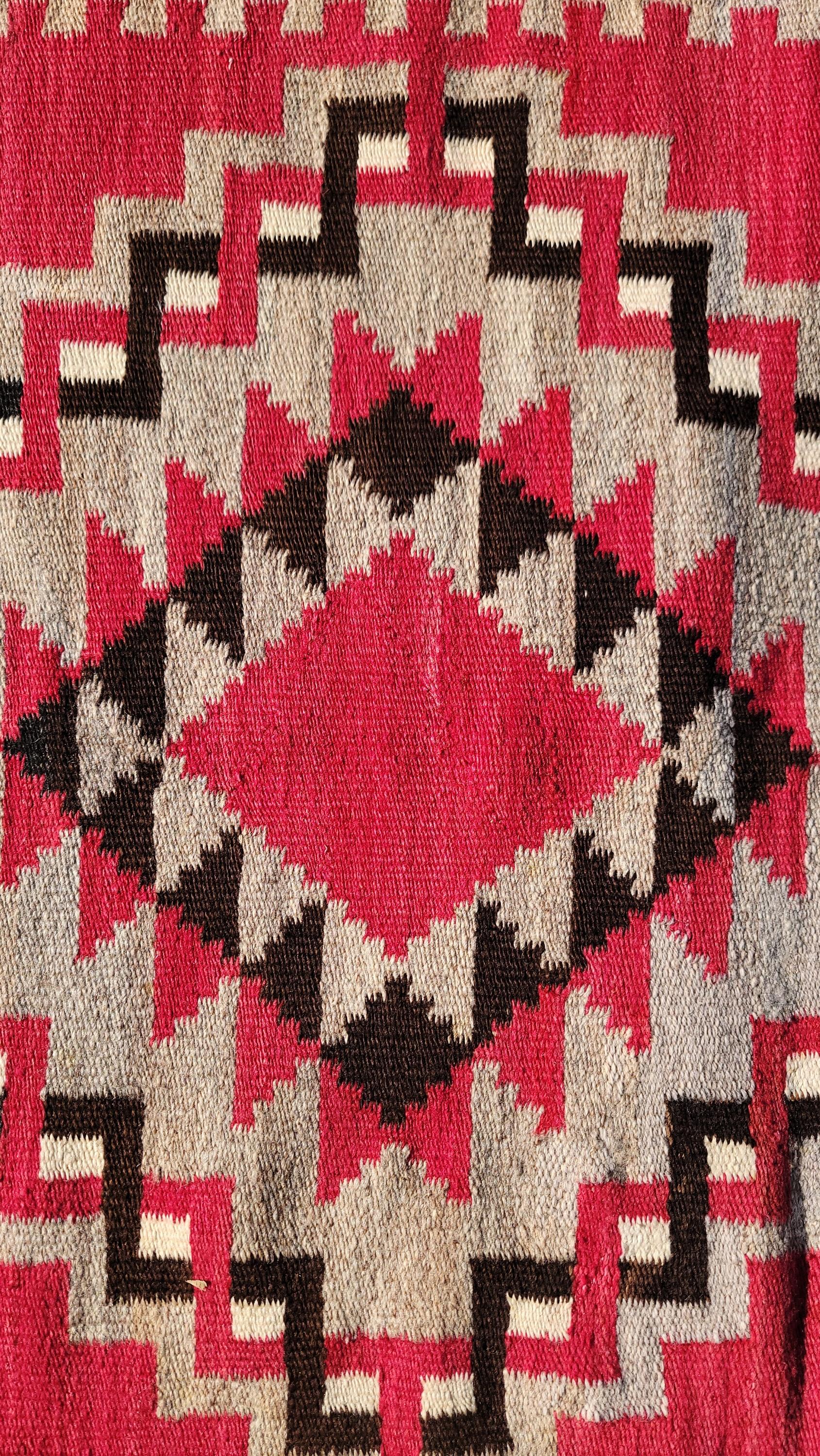 Navajo Ganado Geometrisch  Indische Weberei im Zustand „Gut“ im Angebot in Los Angeles, CA