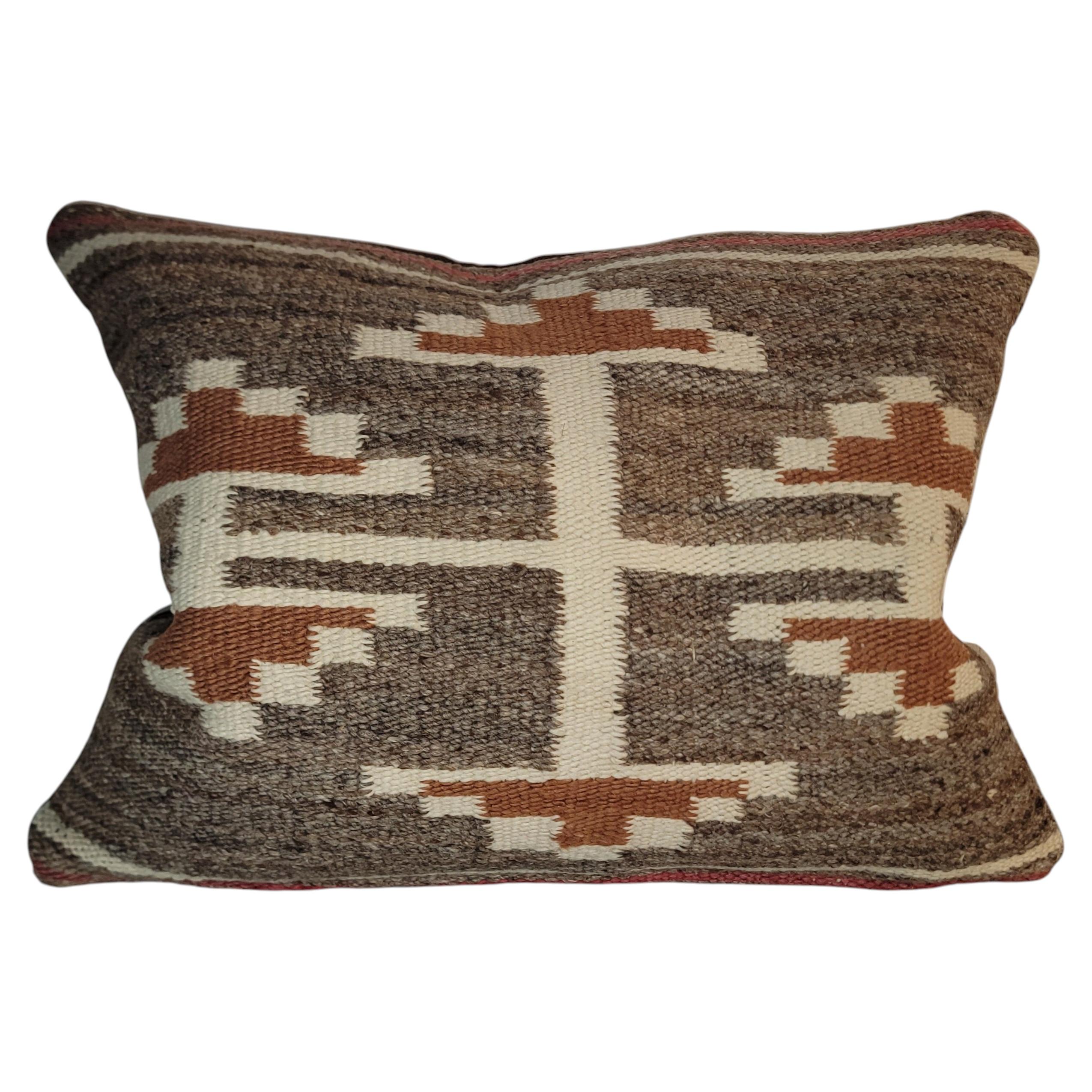 Navajo Geometric Pattern Pillow For Sale