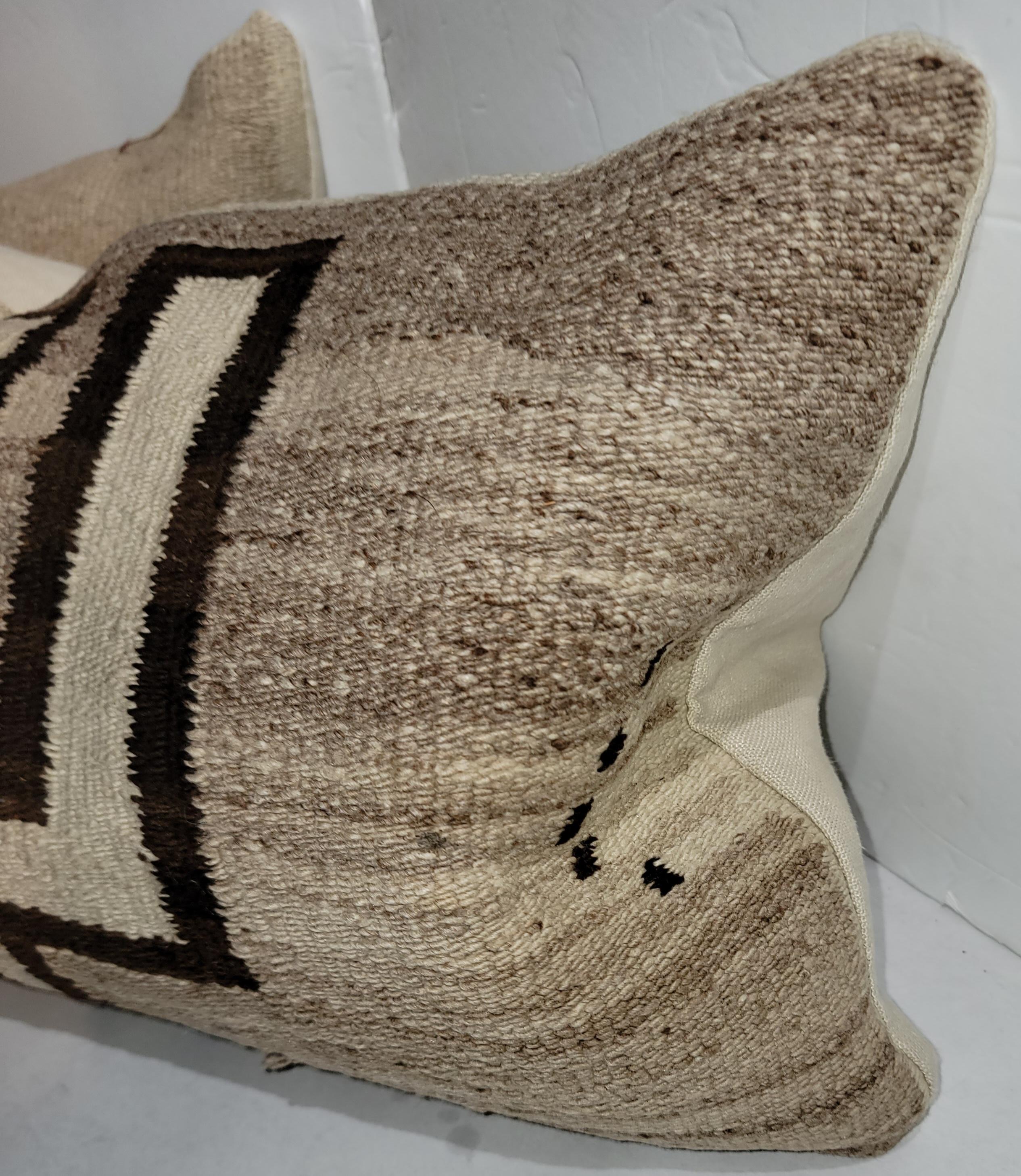 Navajo Geometric Wool Pillows In Good Condition For Sale In Los Angeles, CA