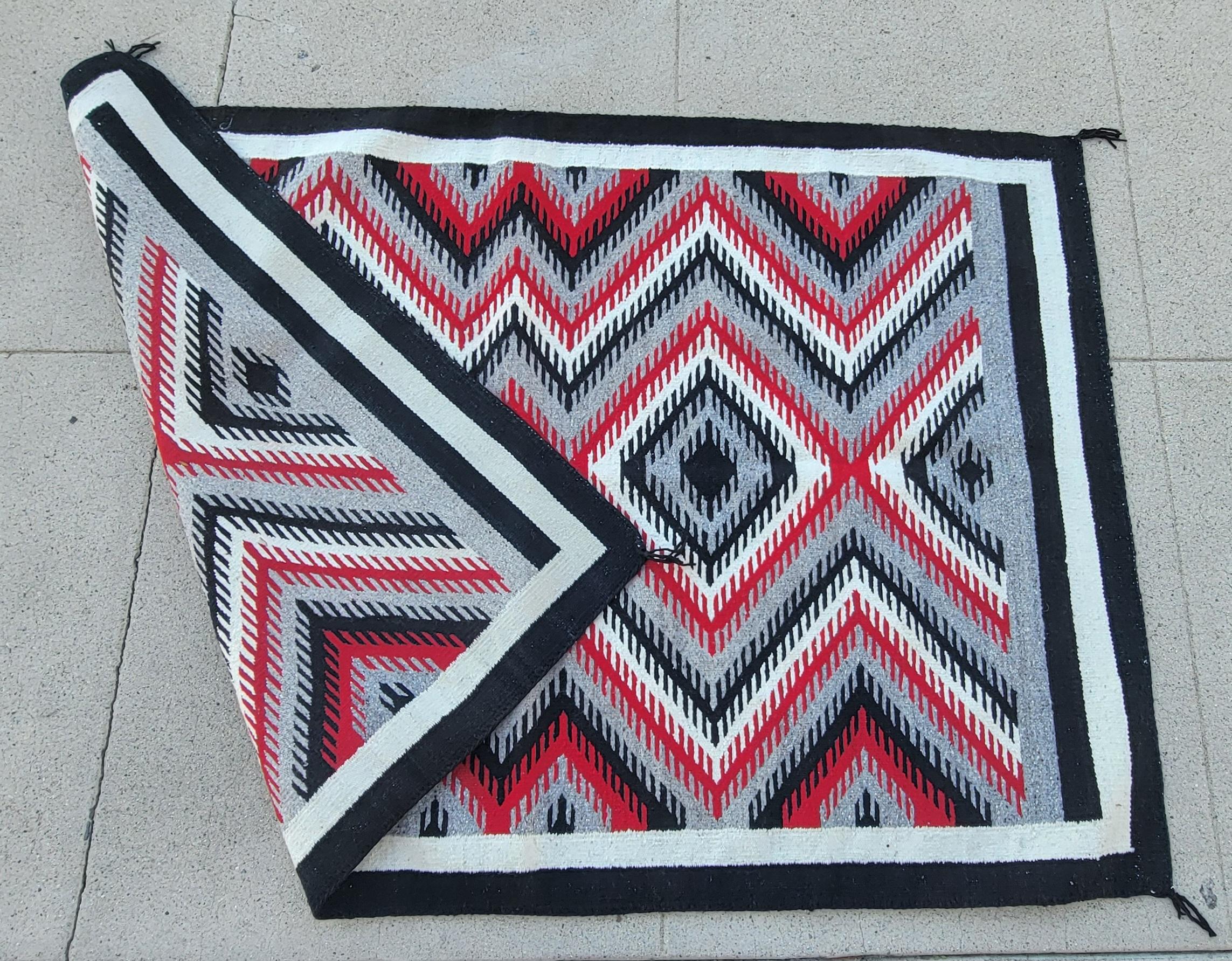 Tejido indio navajo deslumbrante en Bueno estado para la venta en Los Angeles, CA