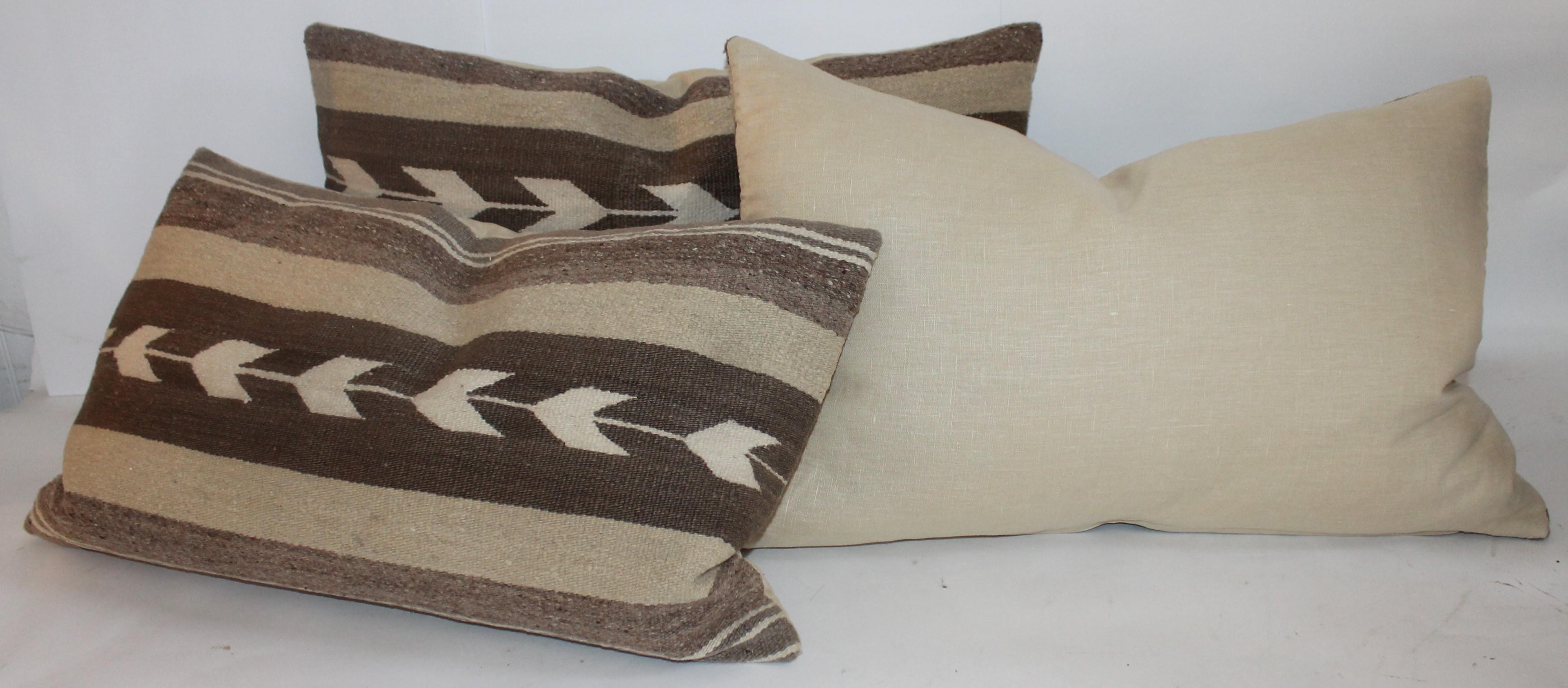 Navajo Indian Weaving Arrows Pattern Pillows, Collection of Three In Good Condition In Los Angeles, CA