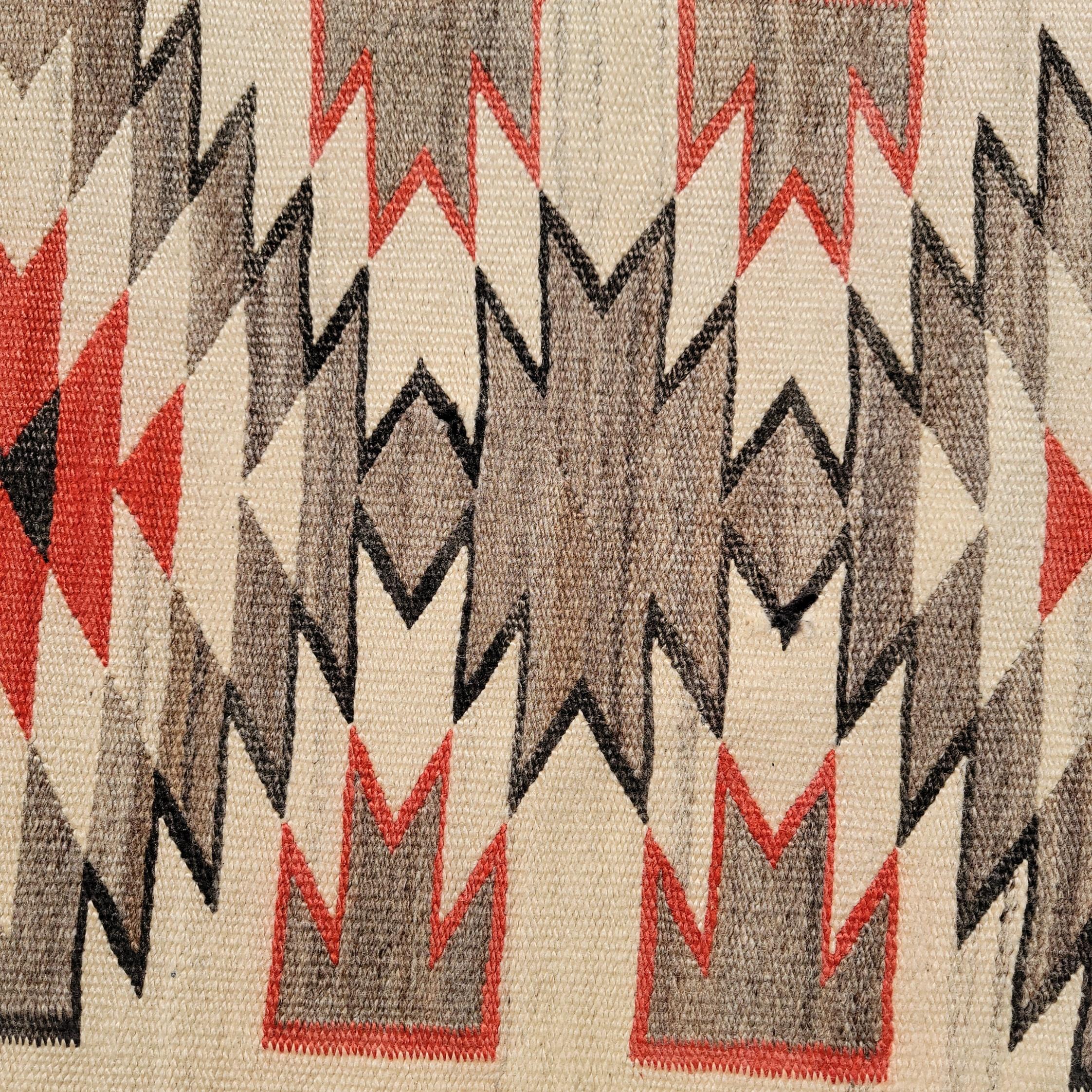 Navajo Indian Weaving  Eye Dazzler In Good Condition In Los Angeles, CA