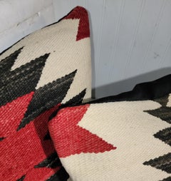 Paire de coussins en tissage indien Navajo