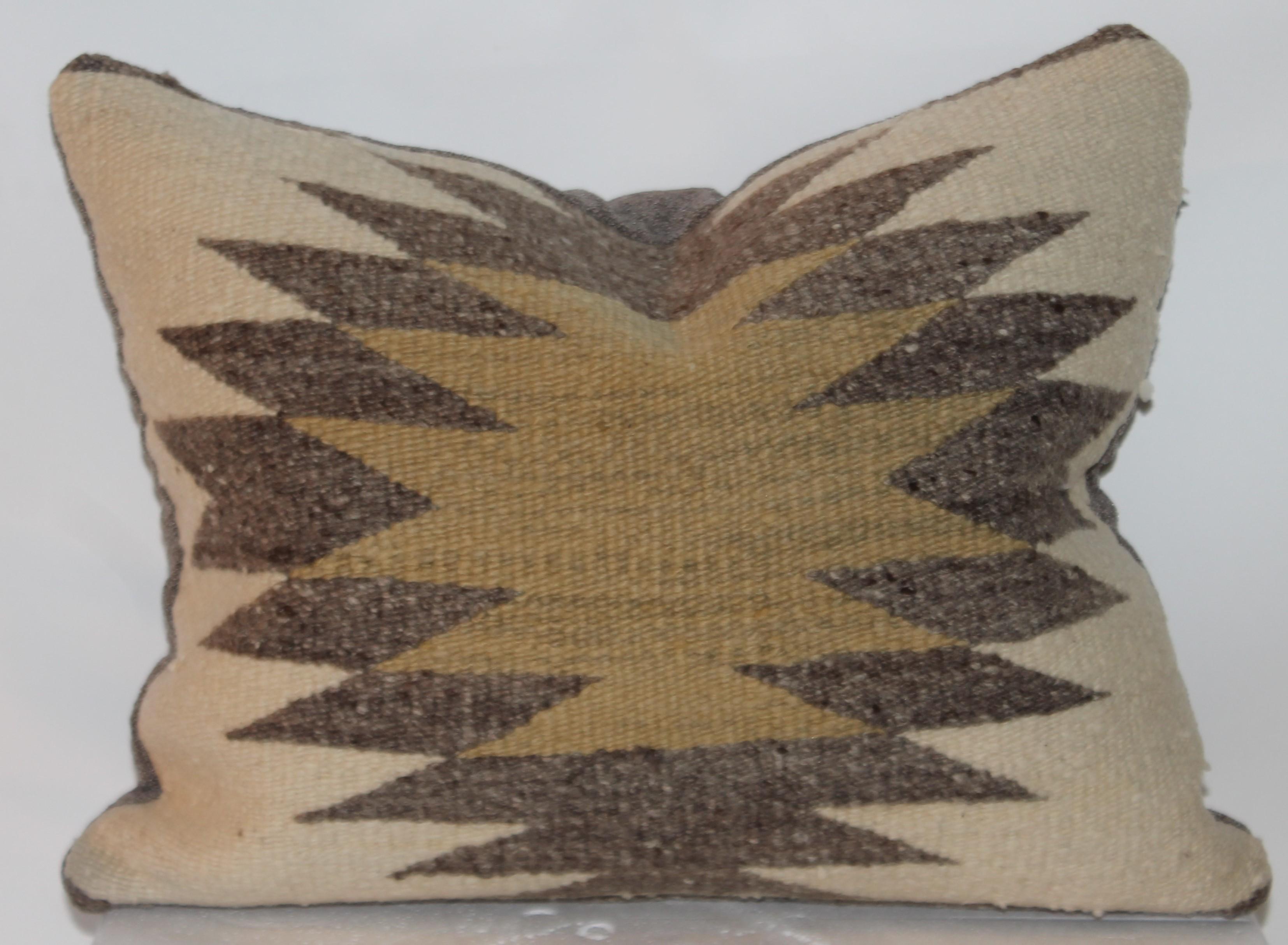 Navajo Indian Weaving Pillows, Pair In Good Condition In Los Angeles, CA