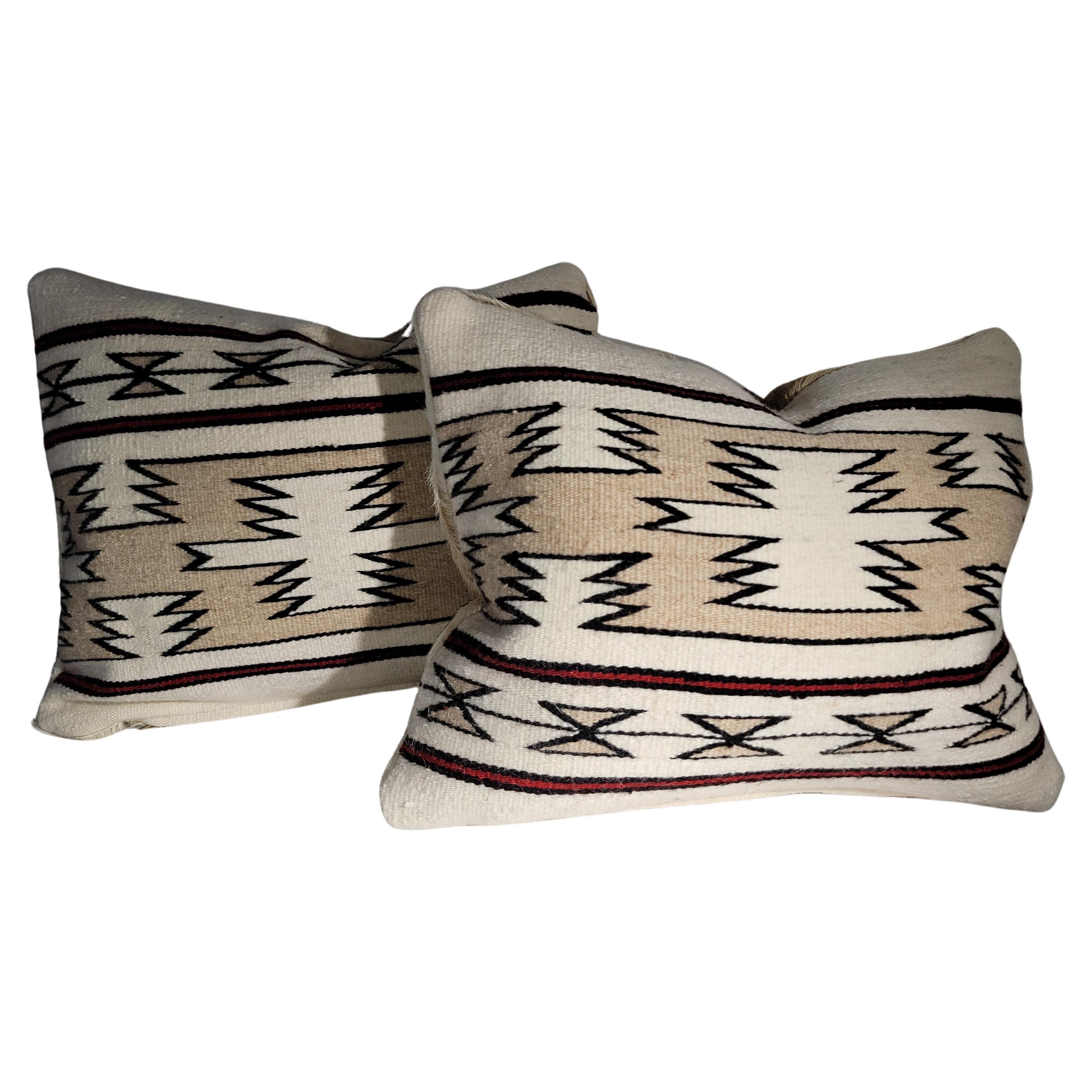 Cuscini a tessitura indiana Navajo con schienale in pelle di vitello