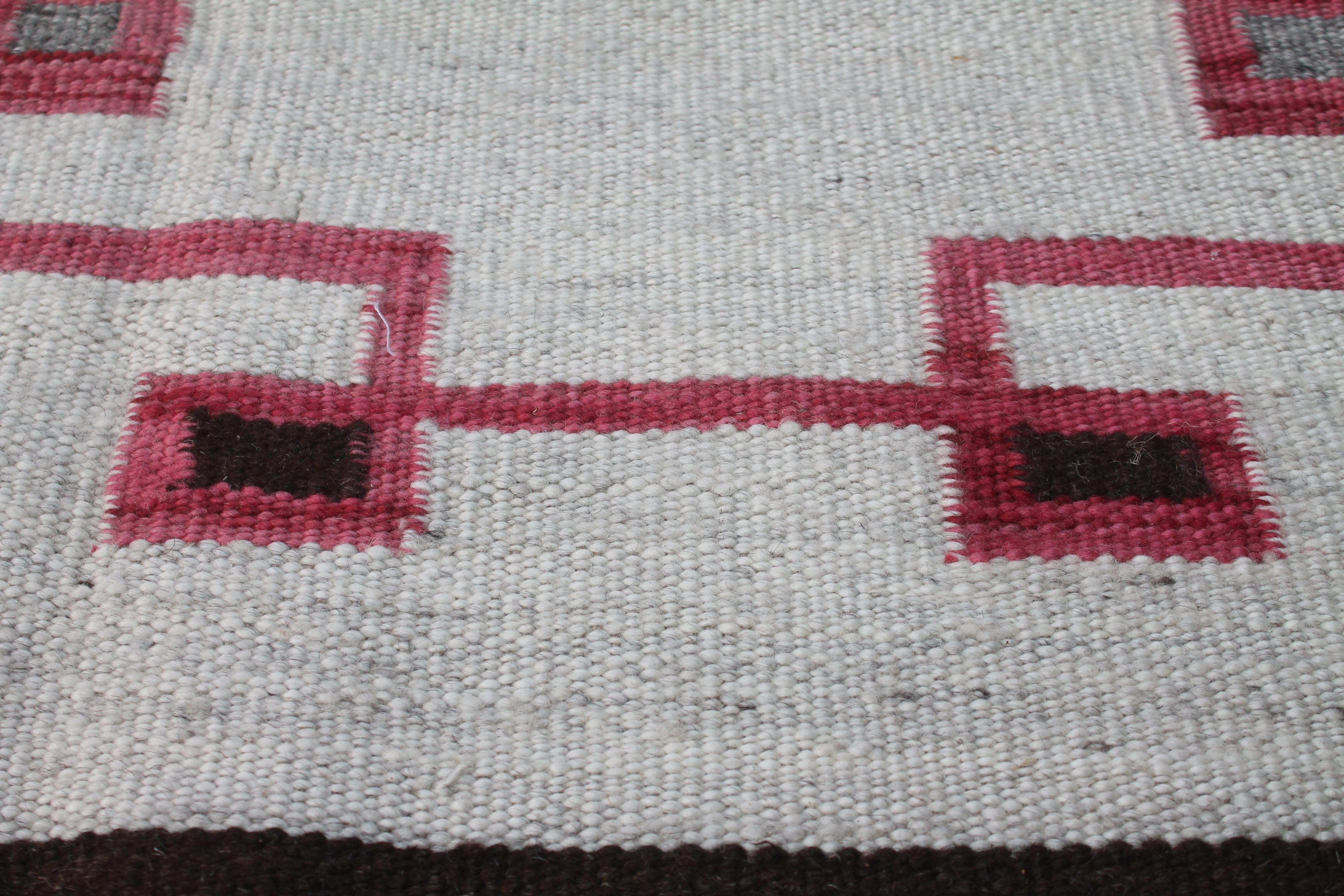 Navajo Indian Weaving Room Size Rug 3