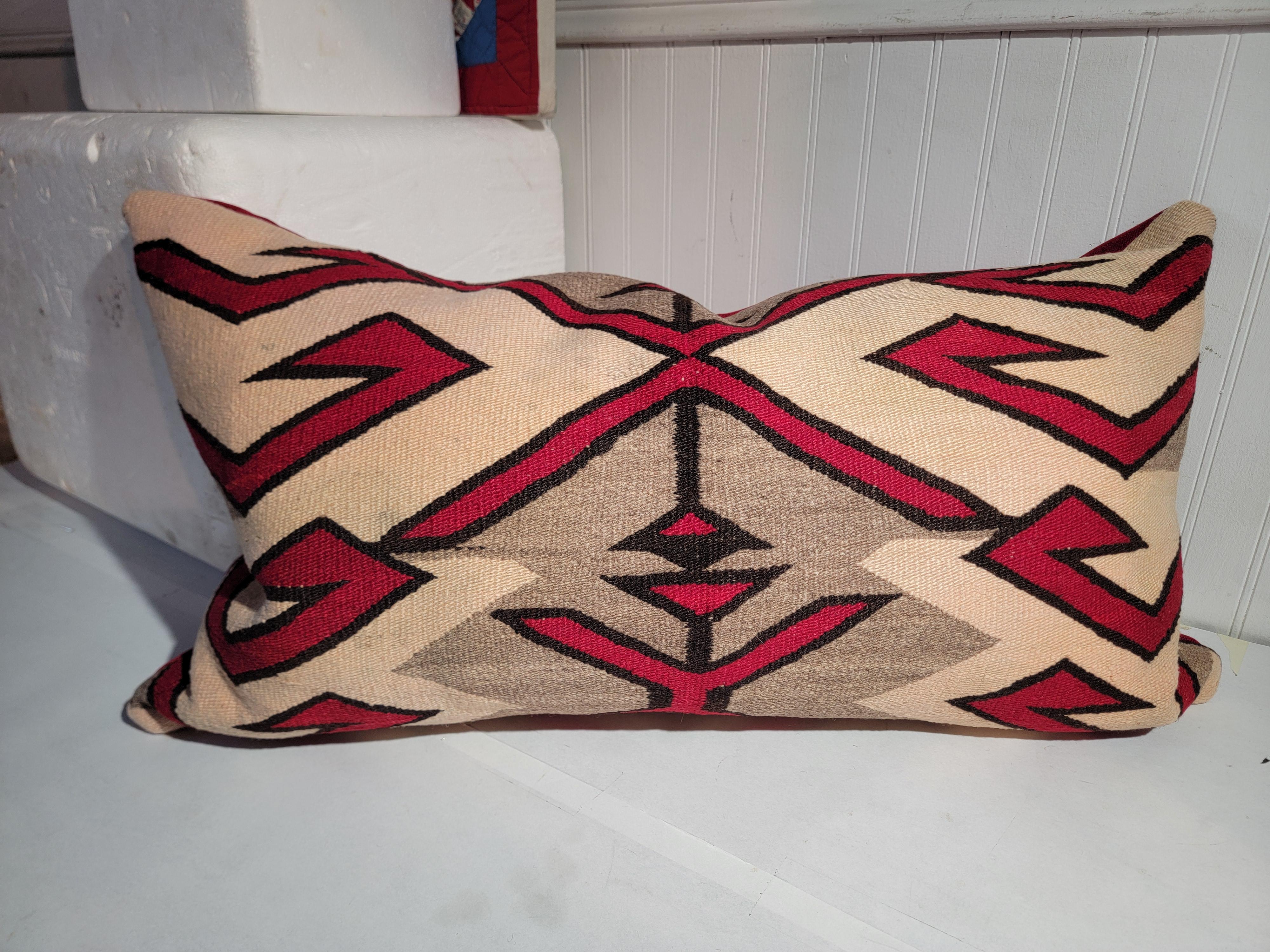 Navajo Indian Weaving Saddle Blanket Pillows (Handgewebt) im Angebot