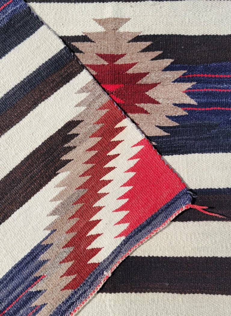 Navajo Indian Weaving, Third Phase In Good Condition For Sale In Los Angeles, CA